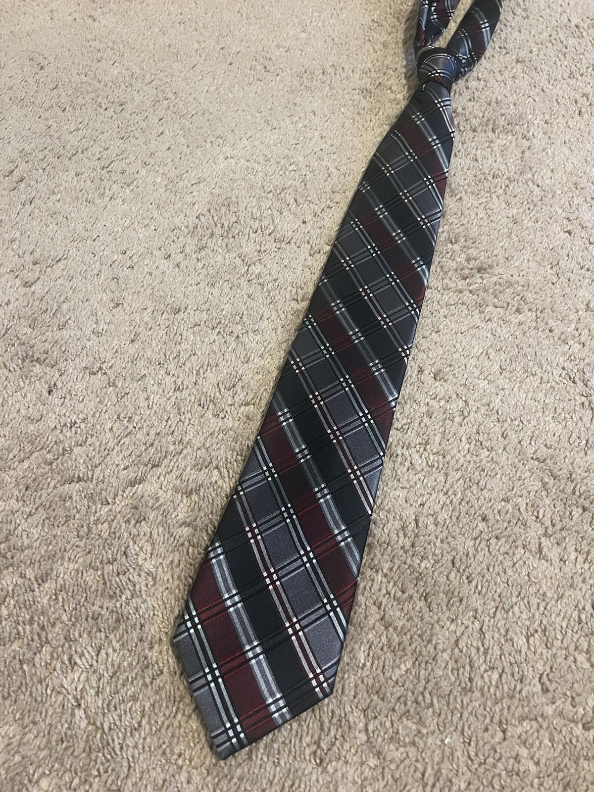 Liz Claiborne Claiborne Classic Tie Size ONE SIZE - 1 Thumbnail