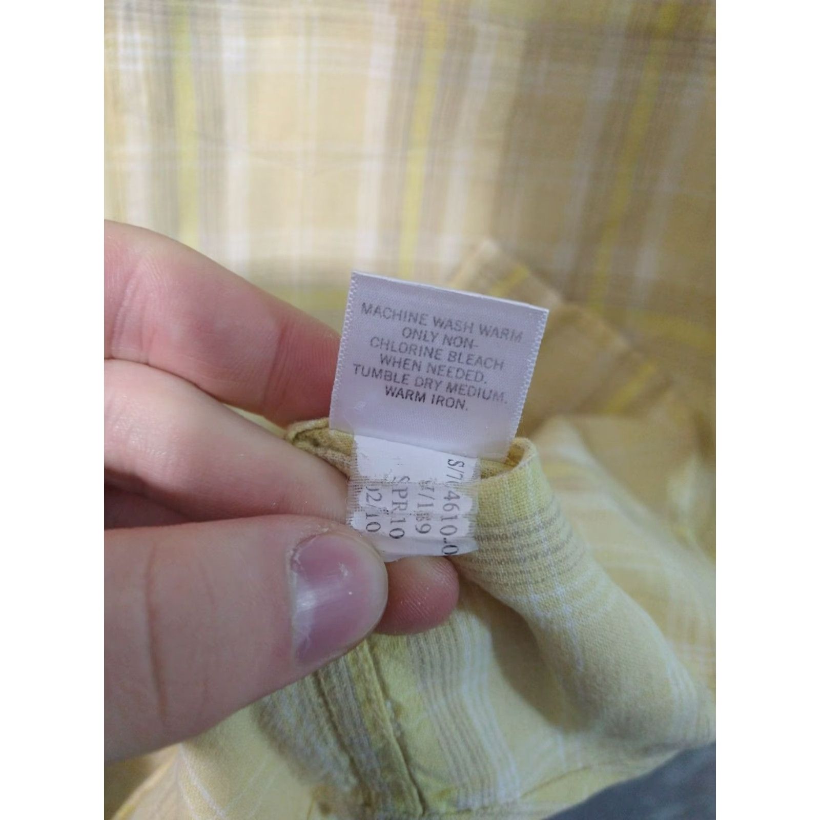 Banana Republic Banana Republic Shirt Mens Large Yellow Plaid Linen Blend Button Up Short Sleeve Size US L / EU 52-54 / 3 - 7 Thumbnail