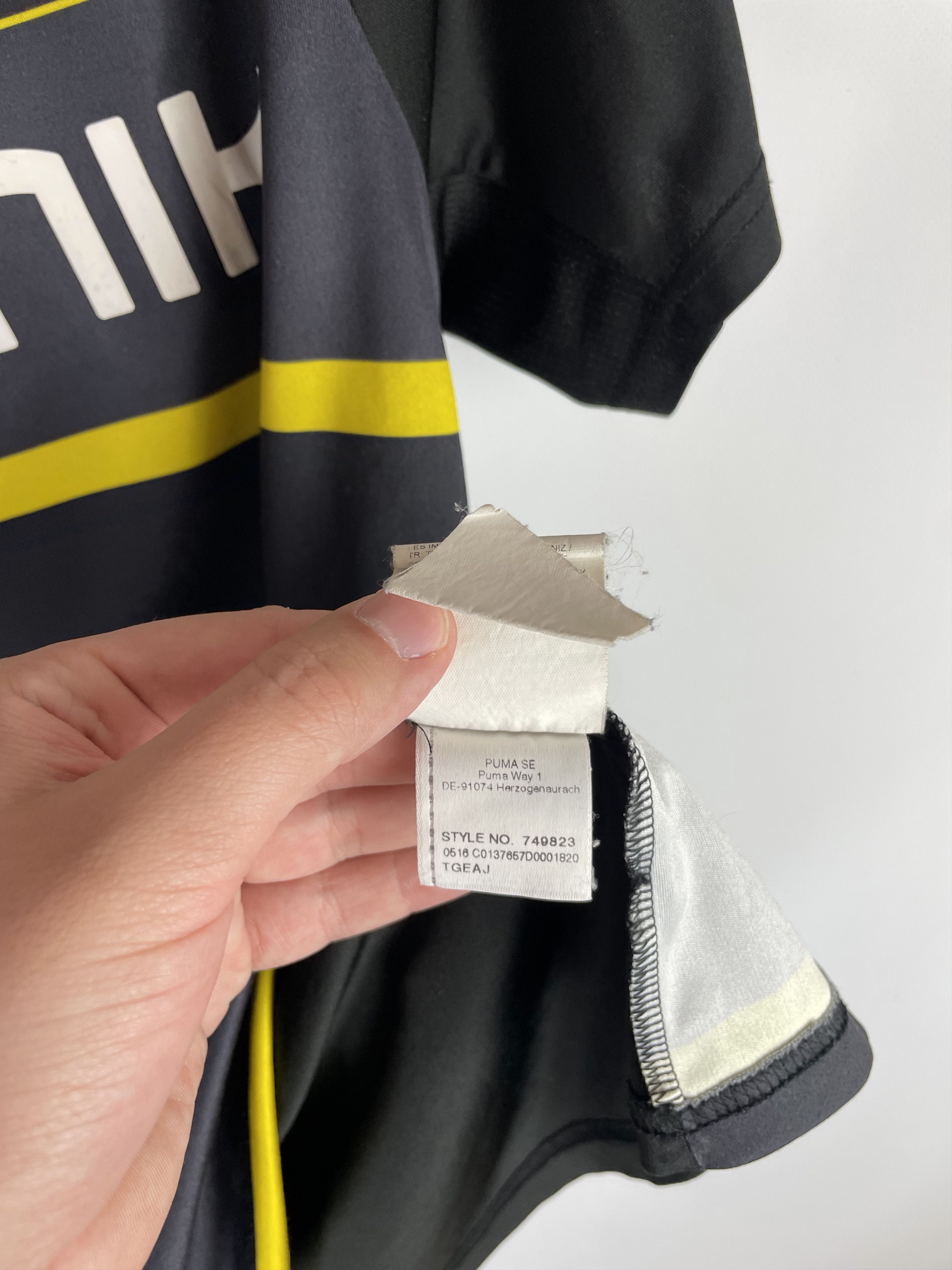 Puma Puma BVB Borussia Dortmund Vintage Jerseys Size US XL / EU 56 / 4 - 6 Thumbnail