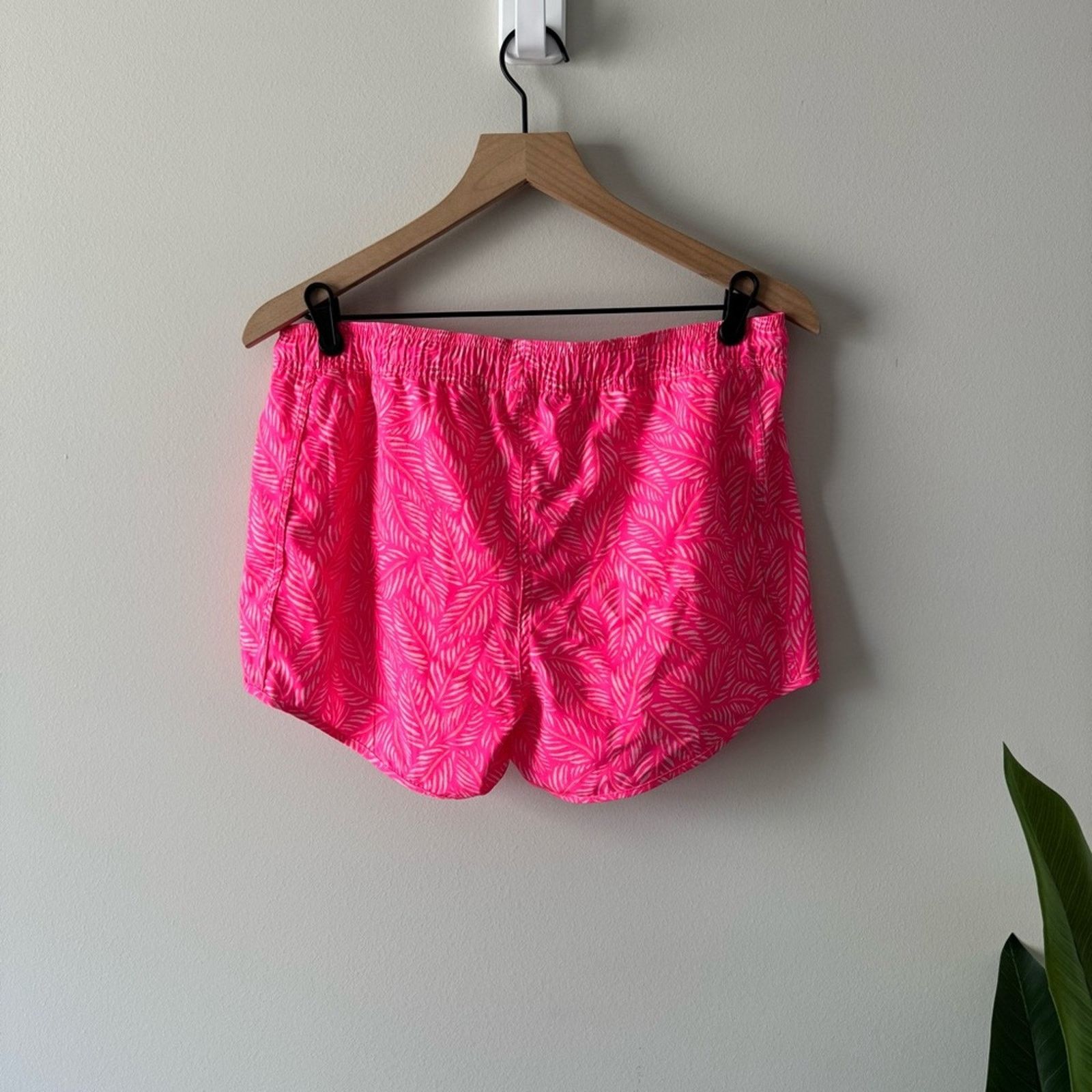 Vineyard Vines Vineyard Vines Performance Printed Chappy Shorts in Knockout Size 27" / US 4 / IT 40 - 2 Thumbnail