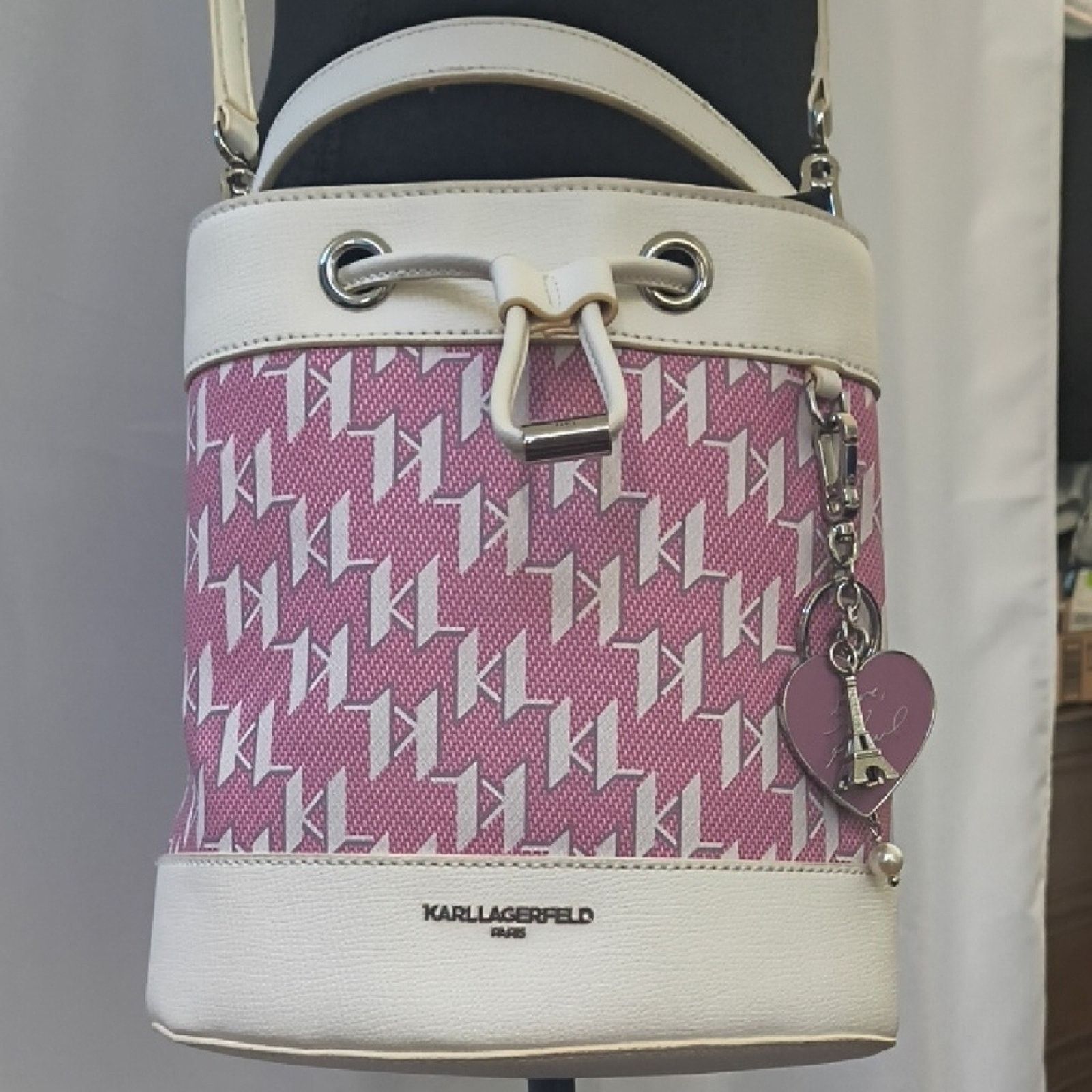 Karl Lagerfeld Like New Karl Lagerfield Paris Signature Leather Bucket Bag Size ONE SIZE - 3 Thumbnail