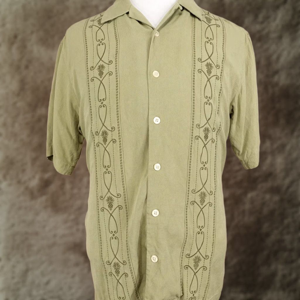 Tommy Bahama Tommy Bahama Shirt Mens M Green Solid Short Sleeve Button-Up 100% Silk Tropical Size US M / EU 48-50 / 2 - 1 Thumbnail