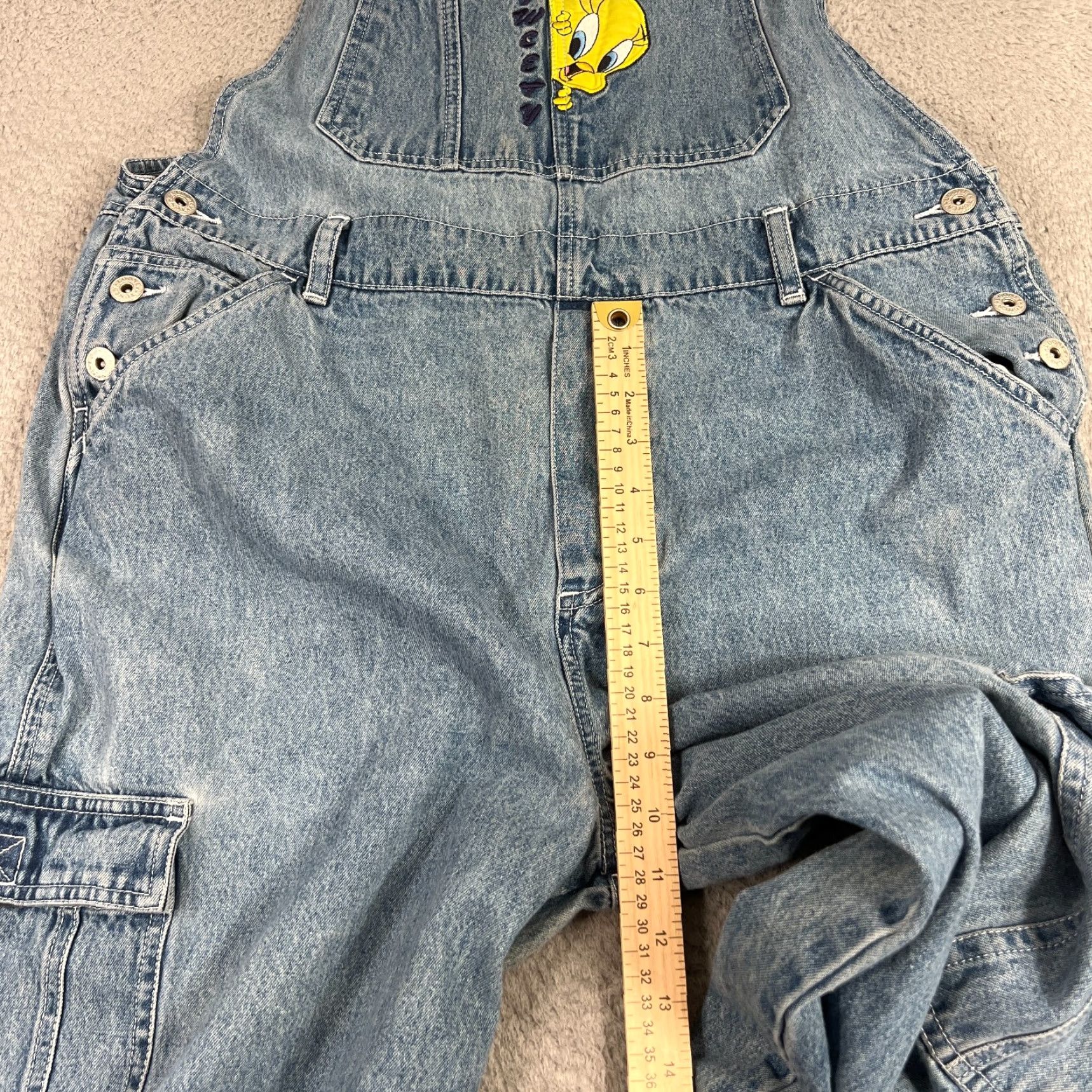 Vintage VINTAGE 90s Looney Tunes Womens Large Tweety Bird Denim Overalls Carpenter Style Fall Spring Summer Winter Size 36" / US 14 / IT 50 - 7 Thumbnail