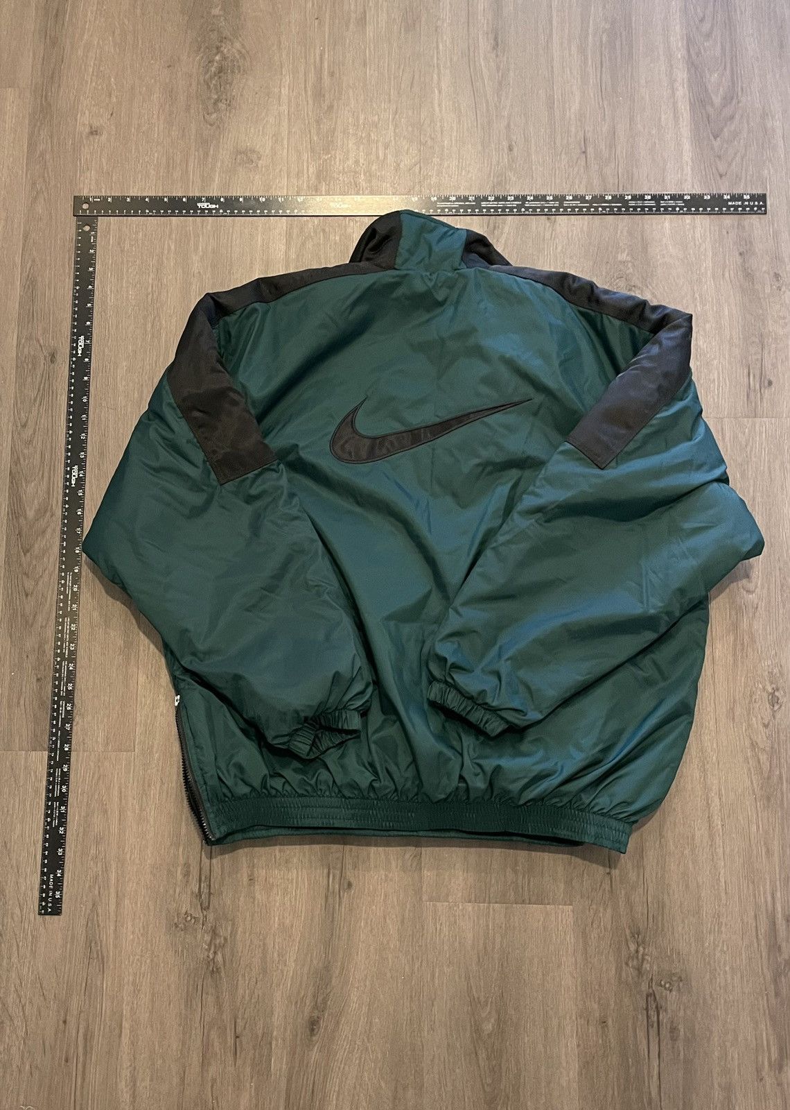 Nike Vintage 90’s Nike “Embroidered ” Puffer Jacket (Sz.L) Size US L / EU 52-54 / 3 - 6 Thumbnail