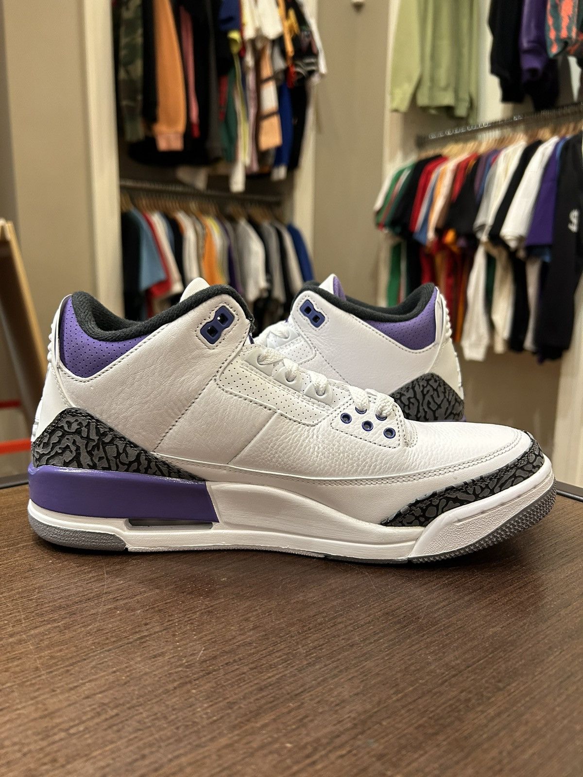 Nike Jordan 3 Retro Dark Iris Size US 9.5 / EU 42-43 - 2 Thumbnail