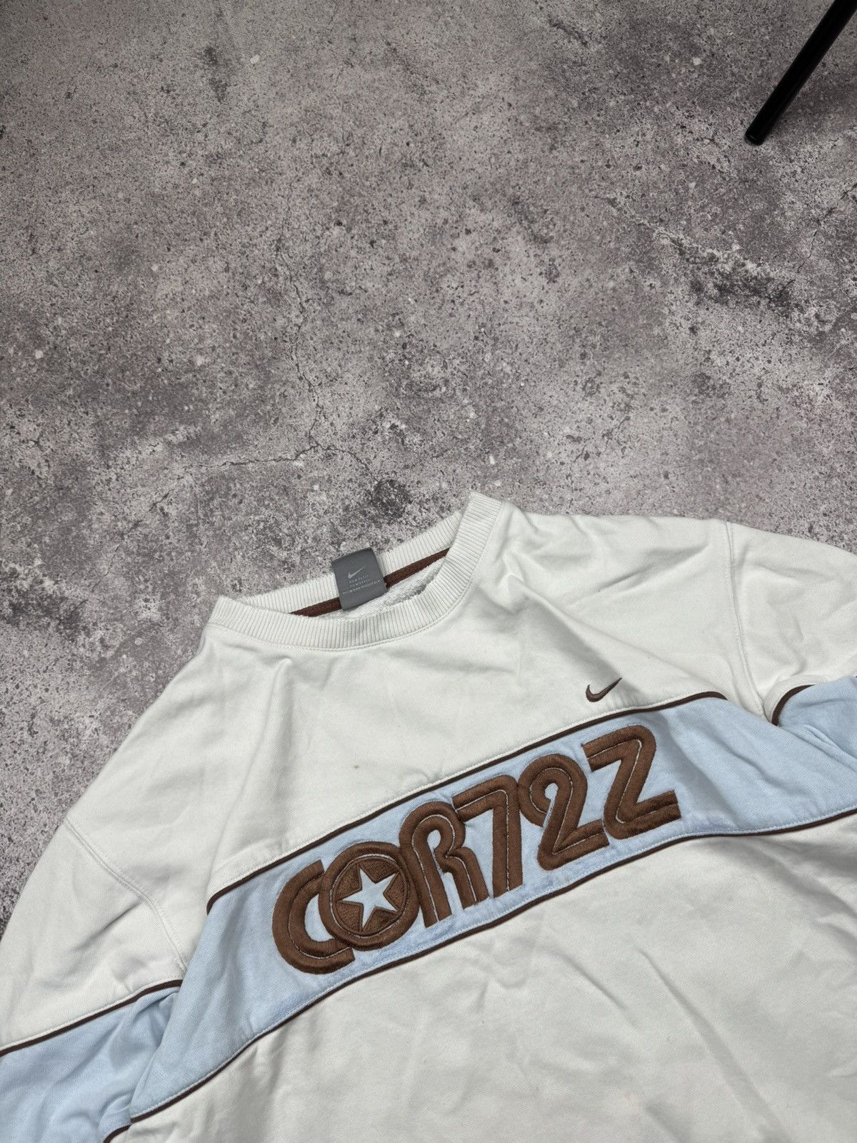 Nike 00’s Nike Cortez Y2K Distressed Swoosh Sweatshirt Baggy Size US L / EU 52-54 / 3 - 2 Thumbnail
