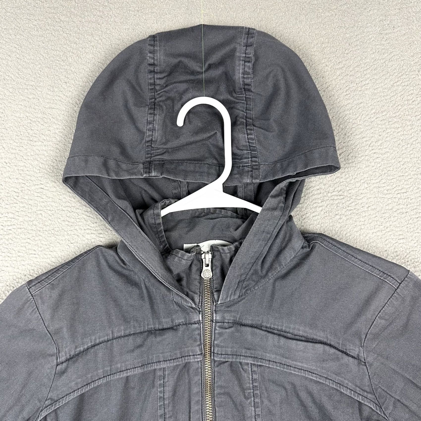 Athleta Athleta All Good Anorak Jacket Womens XS Gray Full Zip Hooded Pockets Size XS / US 0-2 / IT 36-38 - 7 Thumbnail
