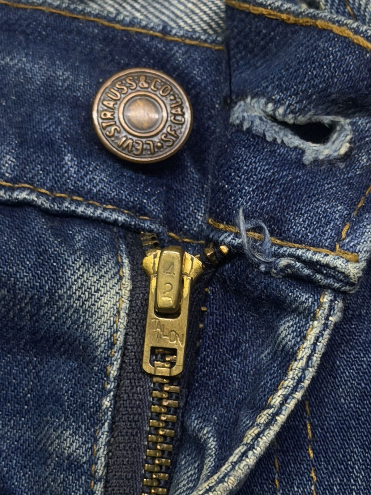 Levi's Vintage 80s Levi’s 517 Made in USA Talon 42 Zipper | W31 Size US 31 - 10 Thumbnail