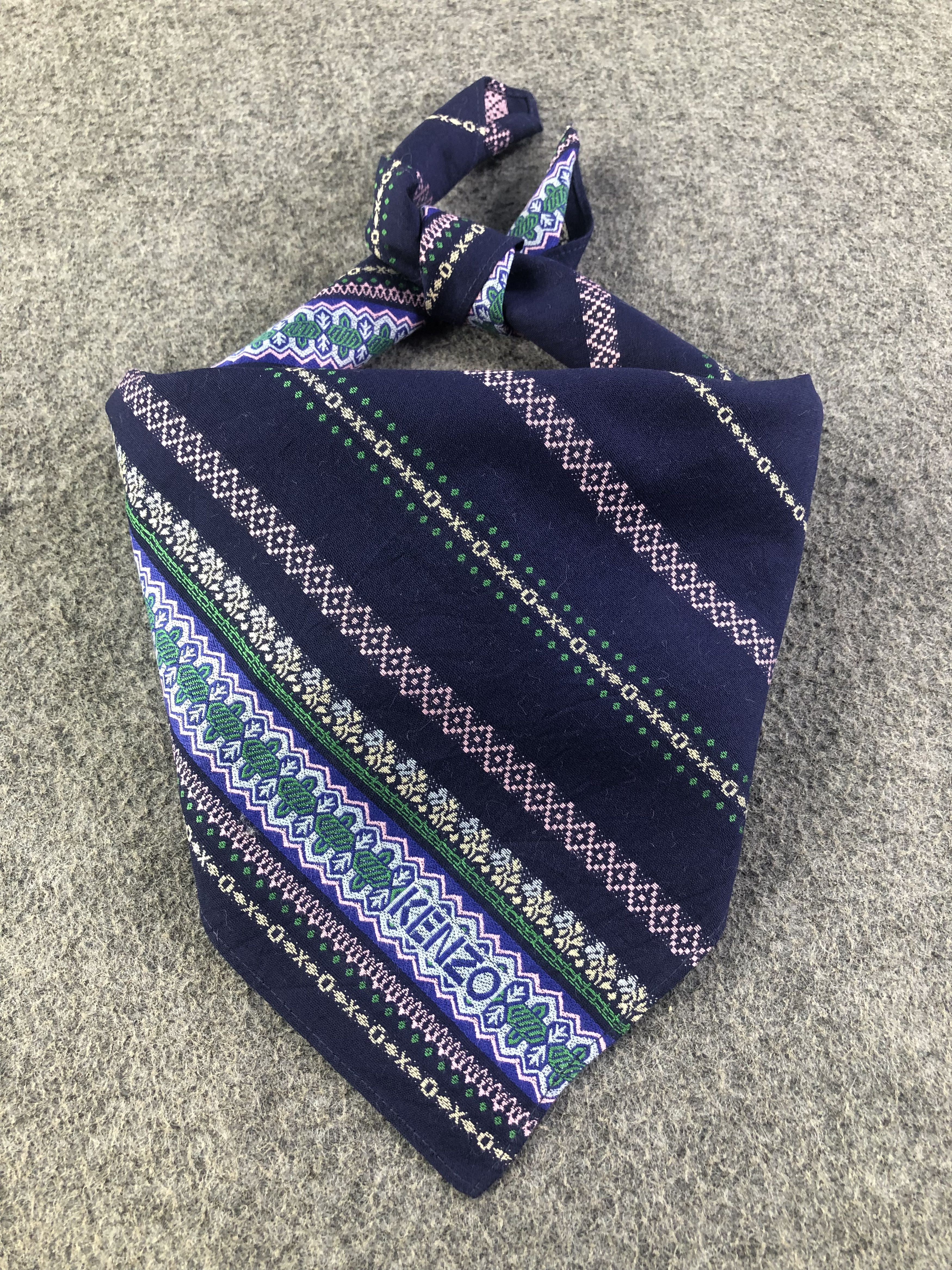 Kenzo Kenzo Handkerchief / Bandana / Neckerchief Size ONE SIZE - 1 Thumbnail