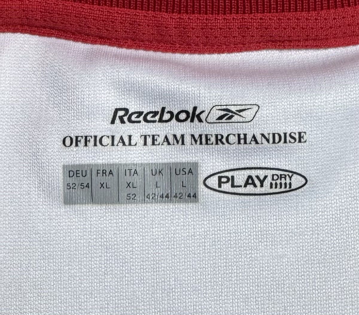 Reebok Liverpool 2005 2006 Away Football Shirt Soccer Jersey Reebok Size US L / EU 52-54 / 3 - 12 Thumbnail