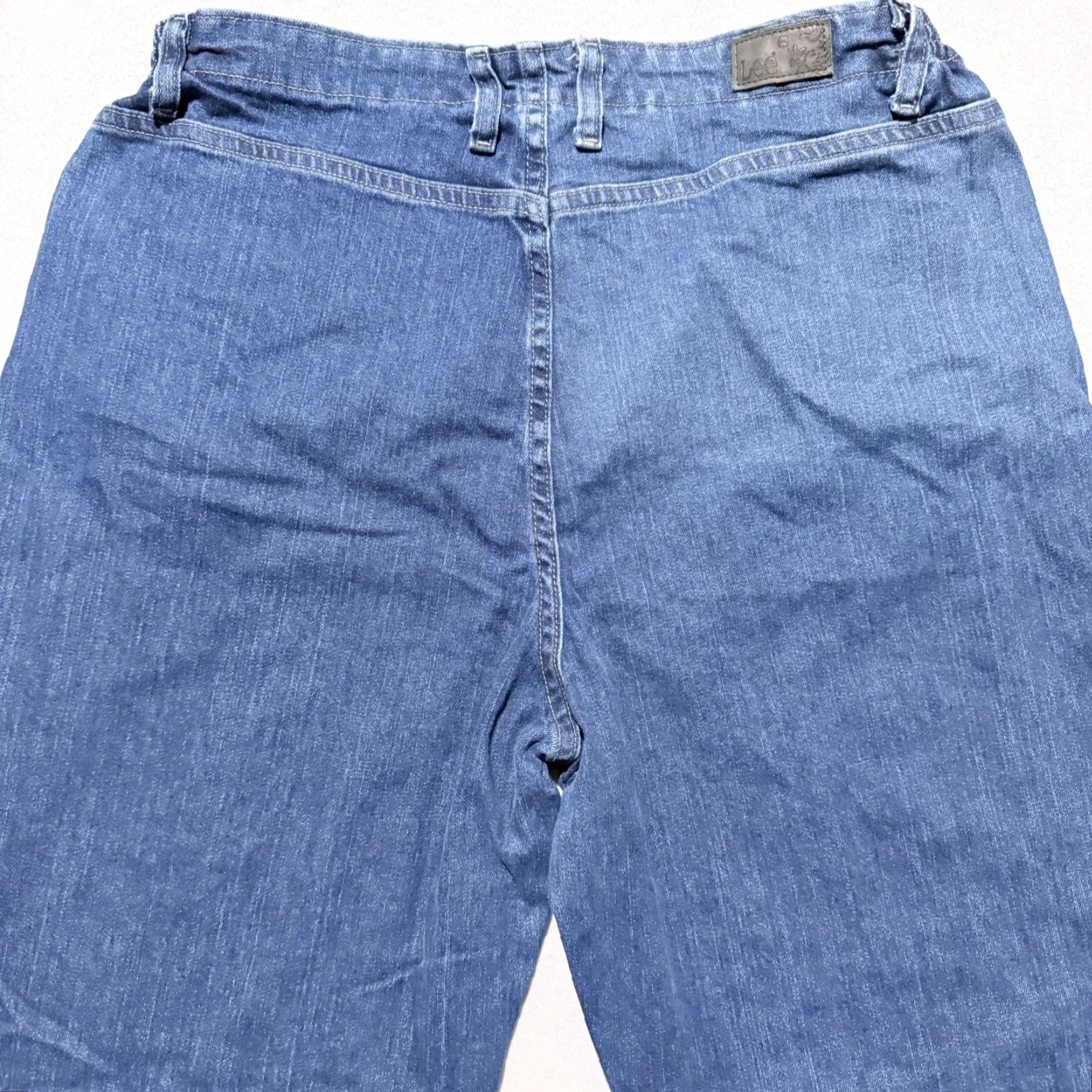 Lee Lee Jeans Pepperstone Denim Relaxed Tapered Jeans Women 18 Medium Pepperstone Blue 5-Pocket Elastic Waist Size 24" / US 00 / IT 34 - 7 Thumbnail