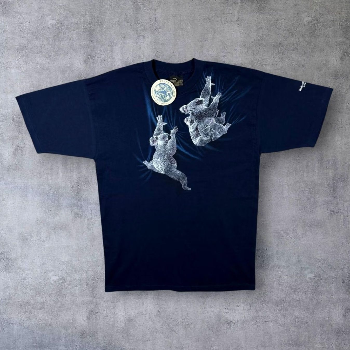 Vintage VINTAGE Planet Earth T-Shirt XL Navy Blue Koala Wildlife Graphic Men XS? (adjusted) Size US XL / EU 56 / 4 - 2 Thumbnail