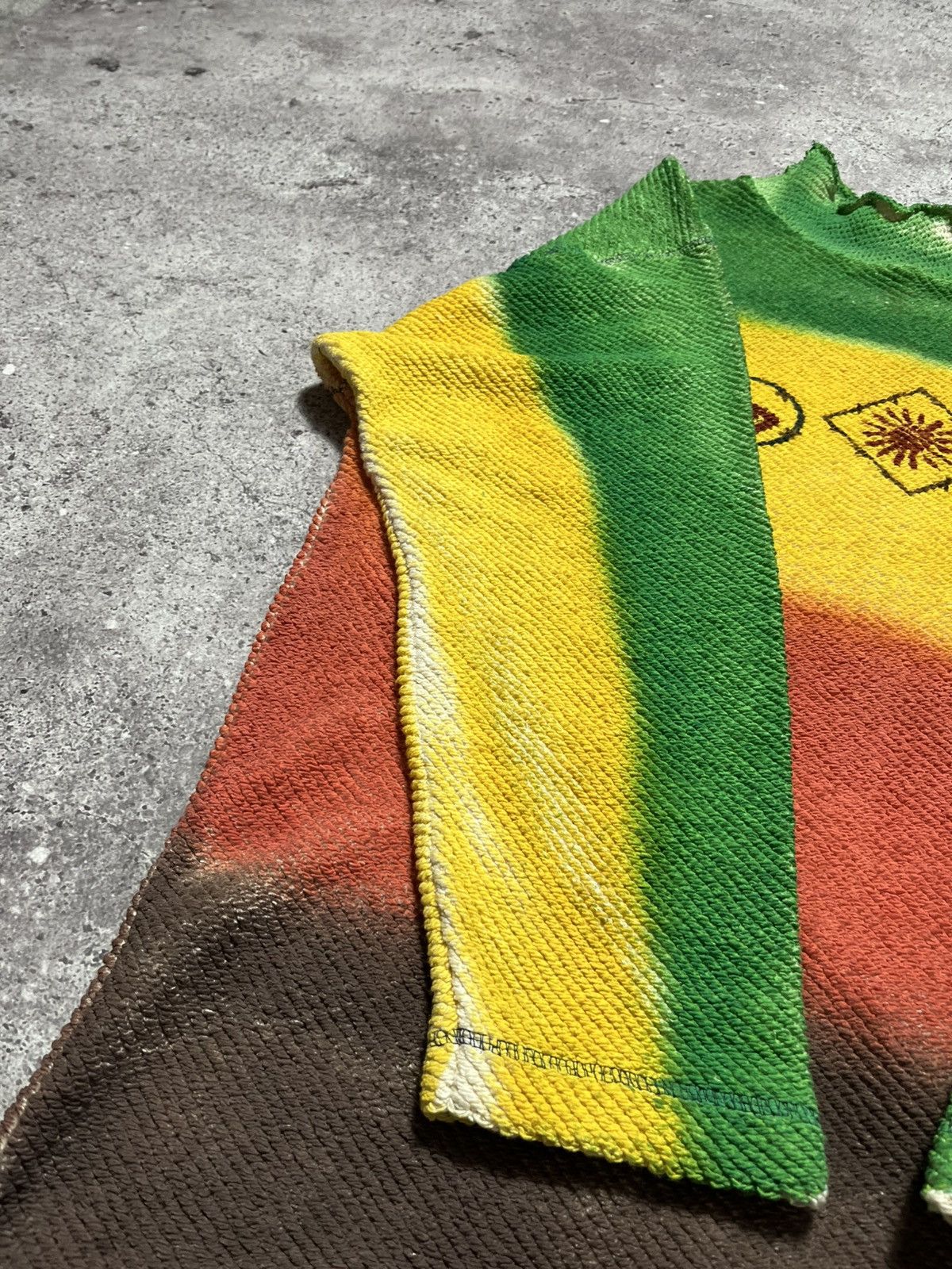 Japanese Brand Vintage Rasta Reggae Jamaica Y2k sweater Size L / US 10 / IT 46 - 5 Thumbnail