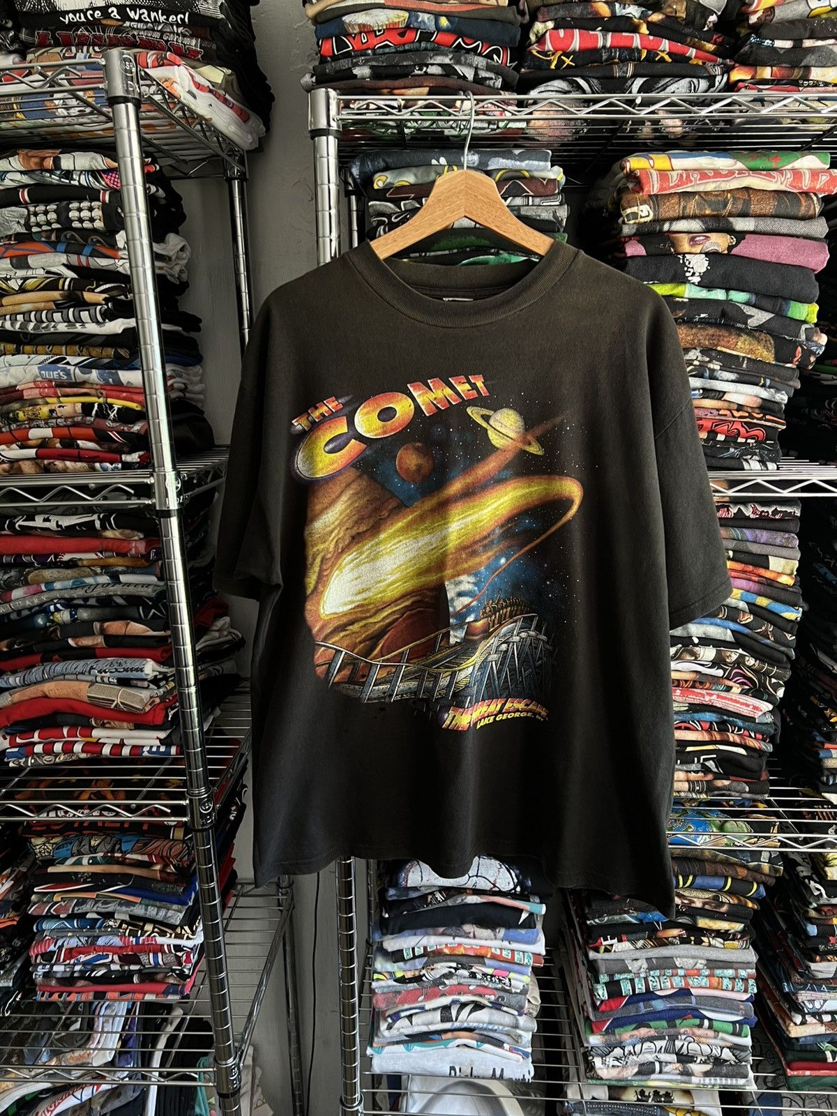 Universal Studios 90s The Great Escape The Comet Rollercoaster Tee Size US L / EU 52-54 / 3 - 1 Thumbnail