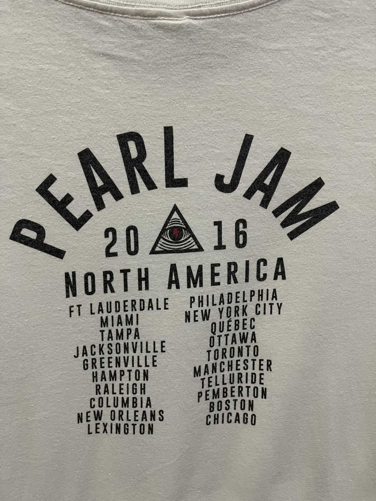 Band Tees Tour Tee x Pearl Jam🔥🔥🔥 Size US L / EU 52-54 / 3 - 6 Thumbnail