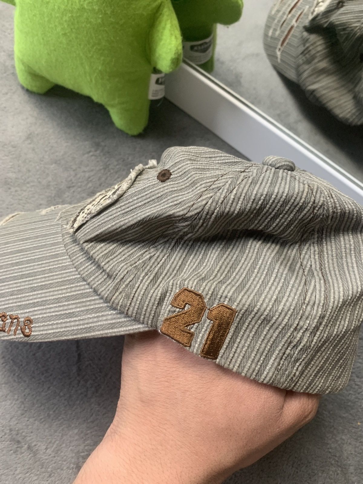 Japanese Brand Vintage RV velvet cap Japanese style distressed Size ONE SIZE - 4 Thumbnail