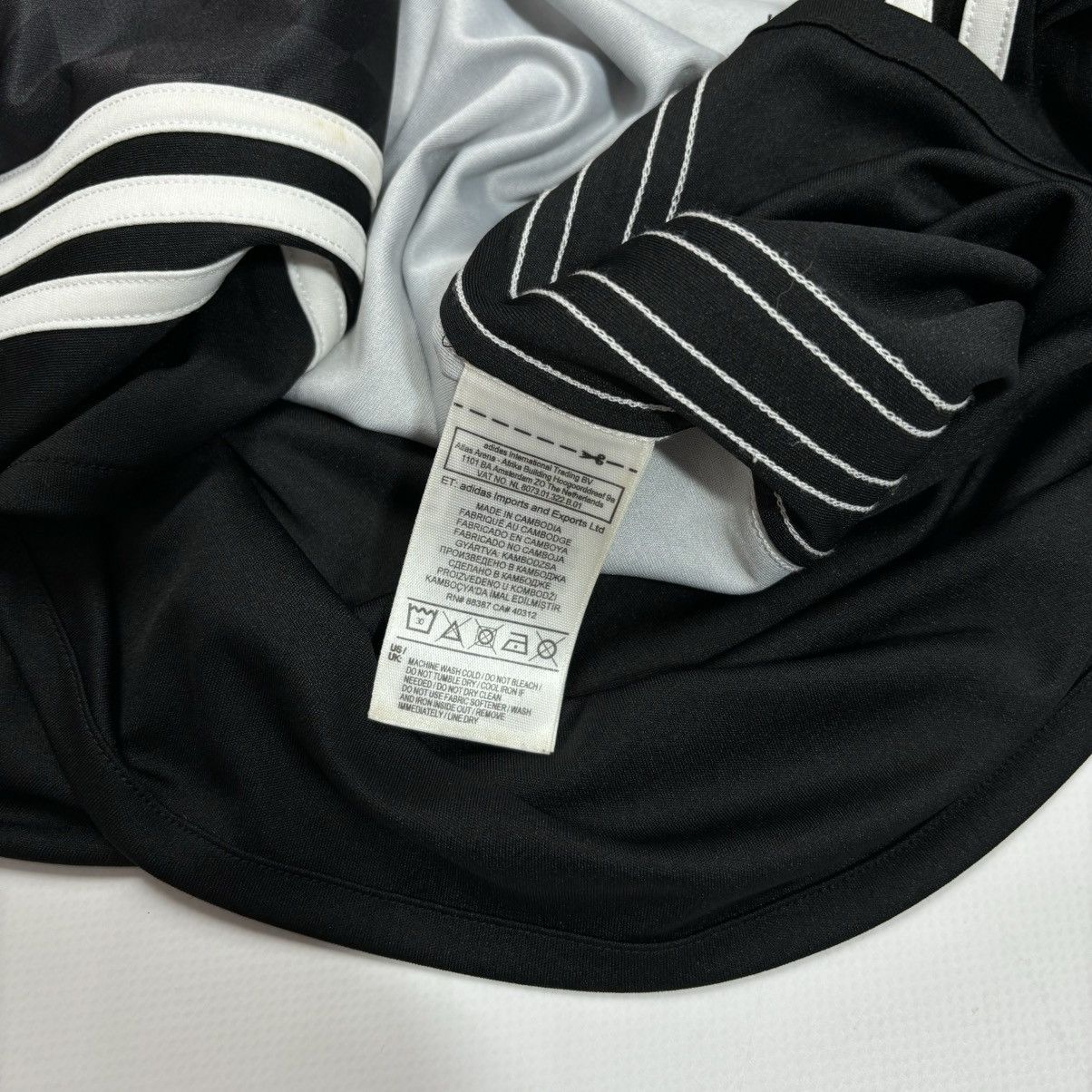 Adidas Adidas Manchester United large black jersey sportswear Size US L / EU 52-54 / 3 - 7 Thumbnail