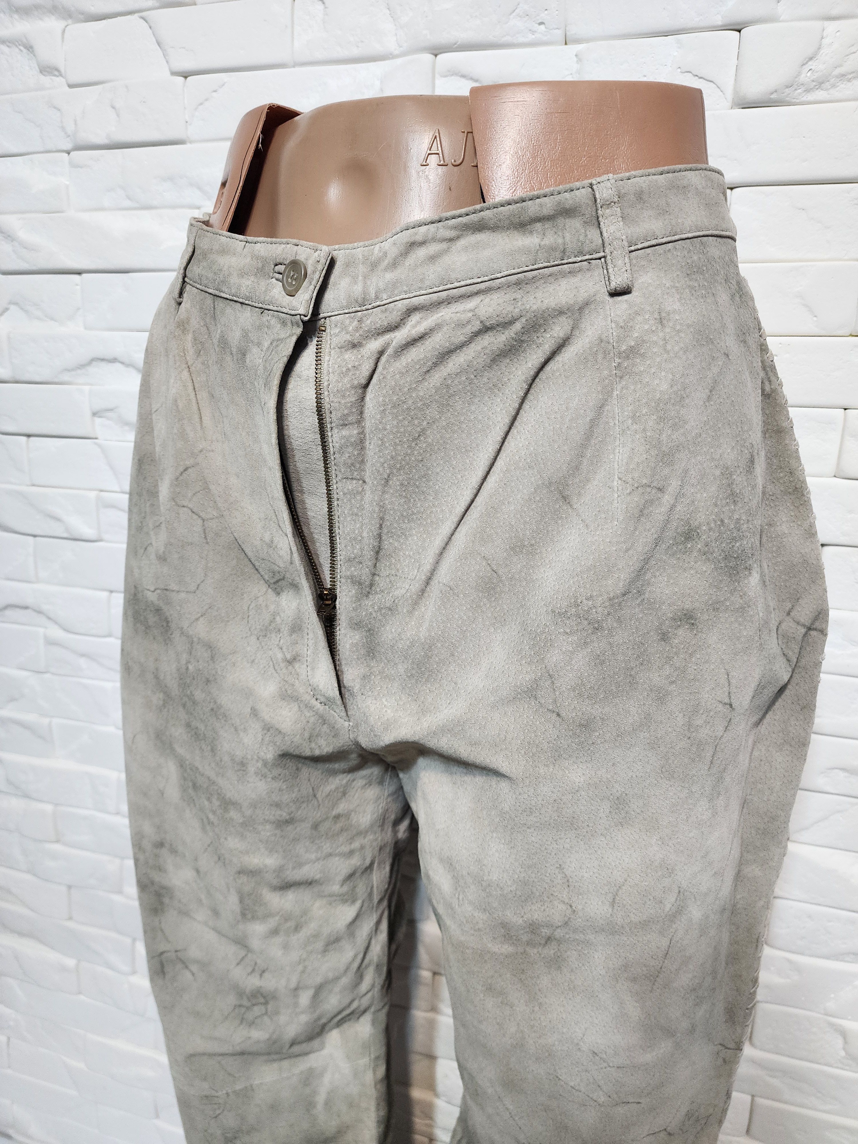 Genuine Leather Gray Leather Pants: Women's Genuine Suede Trousers Size 36" / US 14 / IT 50 - 2 Thumbnail