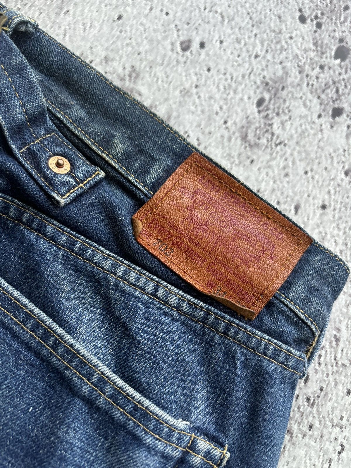 Levi's Vintage Clothing Vintage Levis 702 Selvedge Denim jeans Size US 33 - 6 Thumbnail