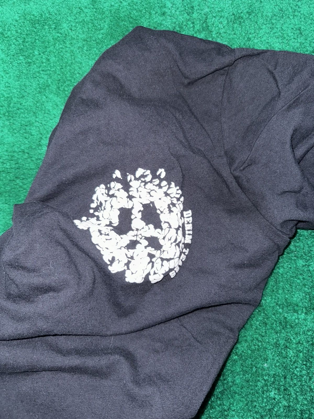 DENIM TEARS Denim University Tee Black Size US XL / EU 56 / 4 - 8 Thumbnail