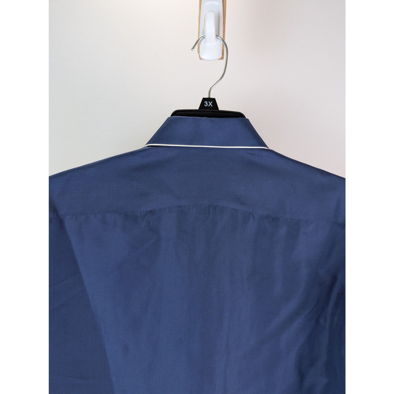 Valentino o1rshd1 CC20 silk piped Button up Shirt in Navy Blue Size US S / EU 44-46 / 1 - 15 Thumbnail