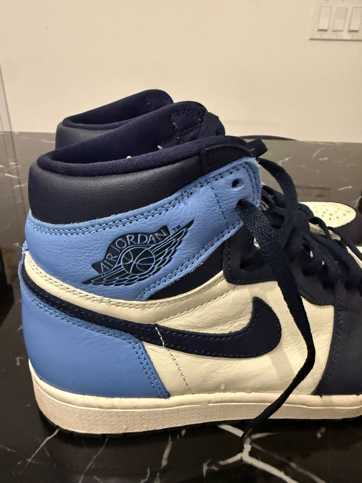 Nike Air Jordan 1 Retro High OG 'Obsidian' (2019) Size US 9.5 / EU 42-43 - 10 Thumbnail