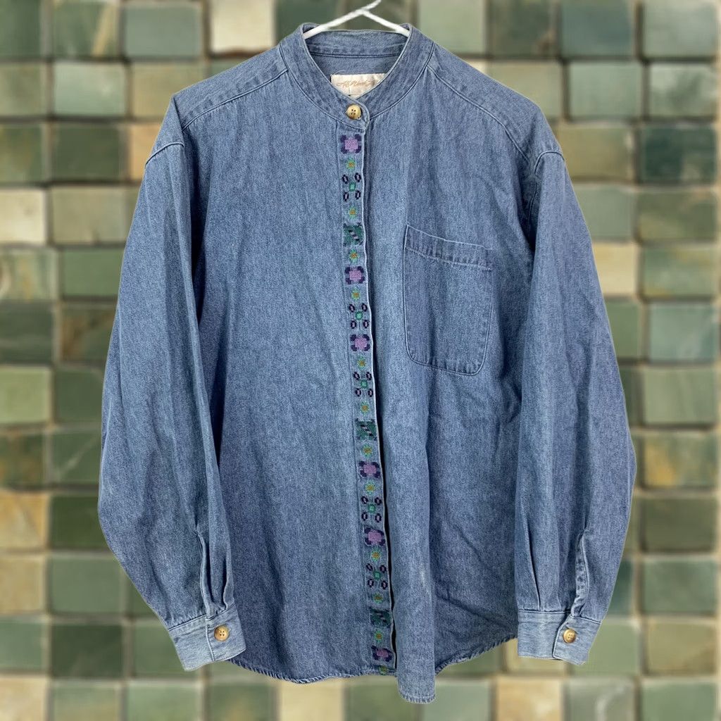 Denime VINTAGE All Week Long Denim Shirt Embroidered Band Collar Blouse Women's Large Size L / US 10 / IT 46 - 1 Thumbnail