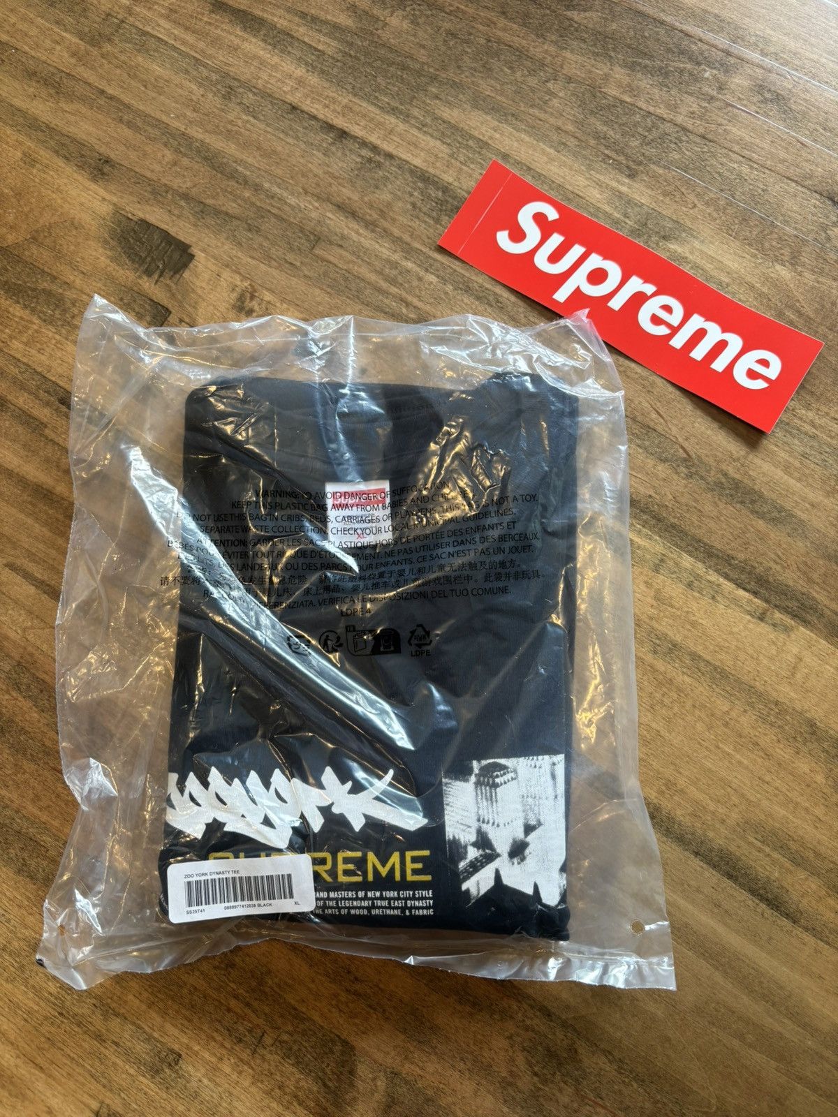 Supreme x Zoo york tee
