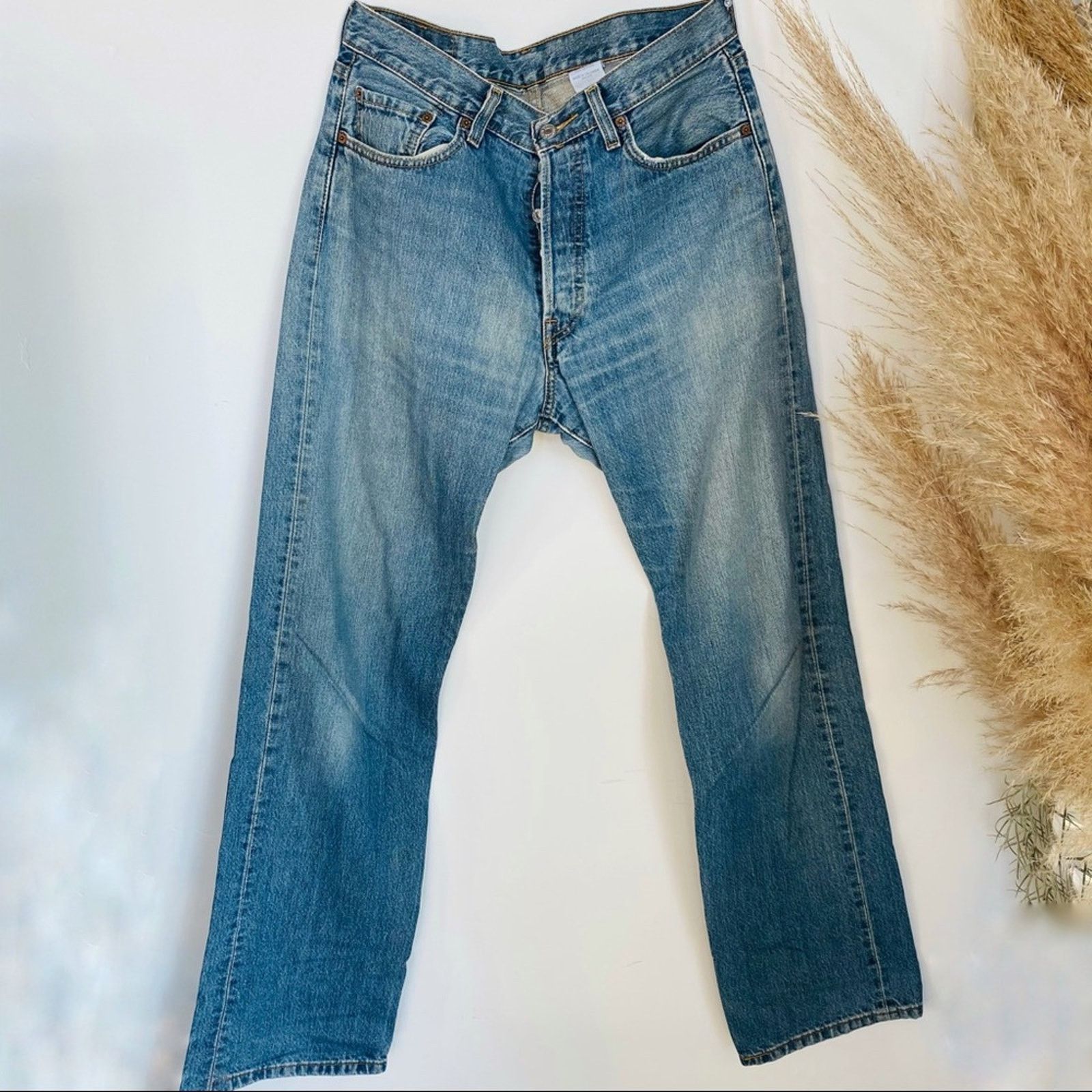 MENS LEVIS 501 33 x 34 Blue Denim Button Fly Denim Jeans