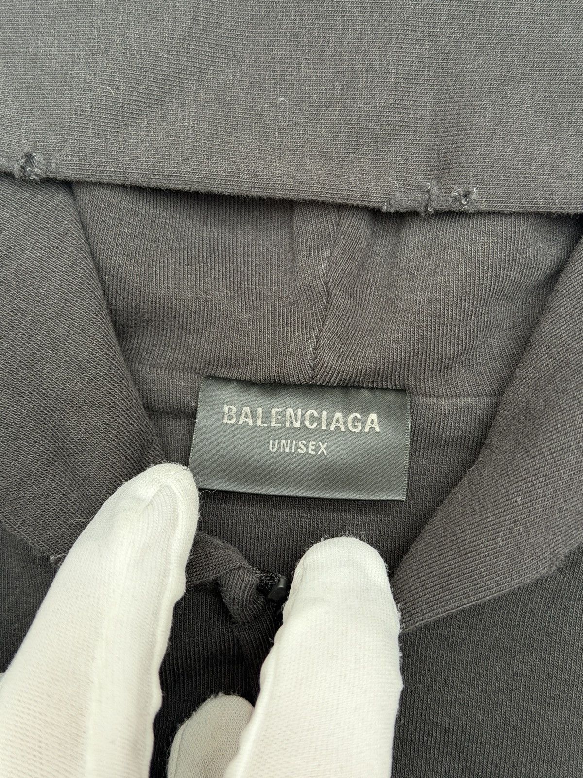 Balenciaga Balenciaga Antique Logo Print Peeling Stretch Zip Up Hoodie Size US XS / EU 42 / 0 - 10 Thumbnail