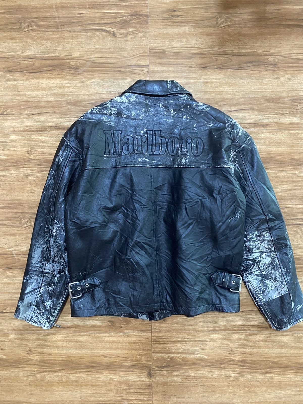 Marlboro × Vintage The Marlboro leather jacket has very cool details Size US M / EU 48-50 / 2 - 3 Thumbnail