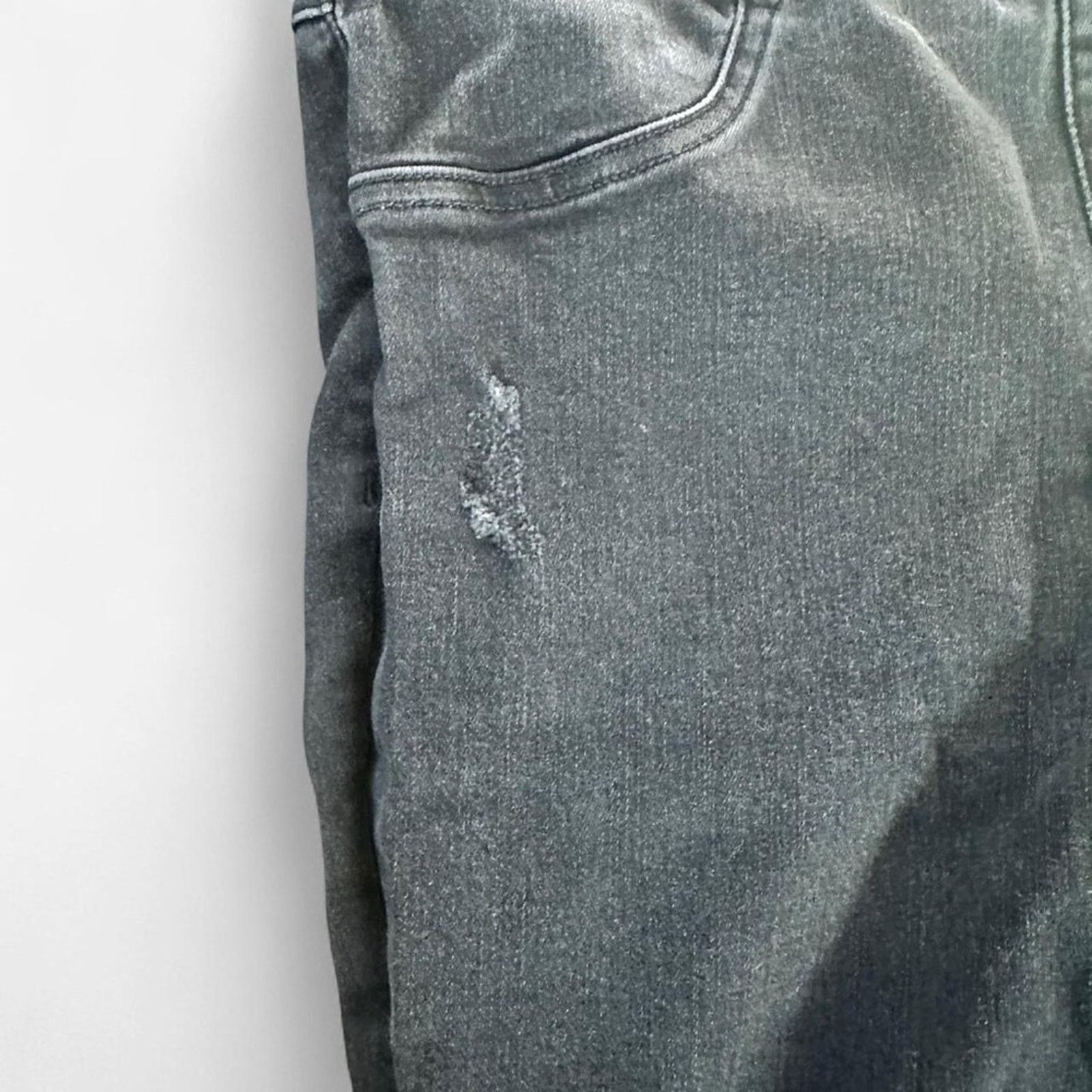 Spanx Spanx Shape Wear Small Black ripped capri denim jeggings Size 26" / US 2 / IT 38 - 5 Thumbnail