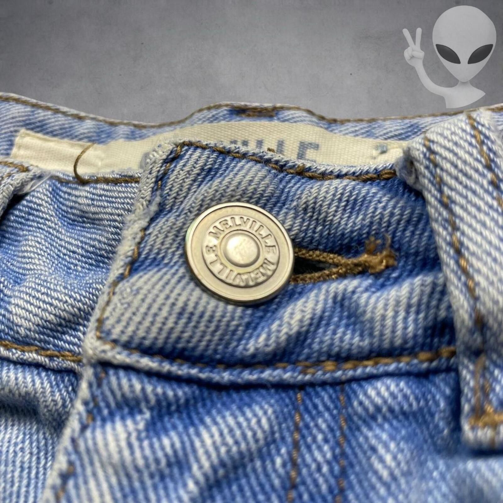 Other Brandy Melville Cuffed Light Denim Shorts OS Size 25" / US 0 / IT 36 - 2 Thumbnail