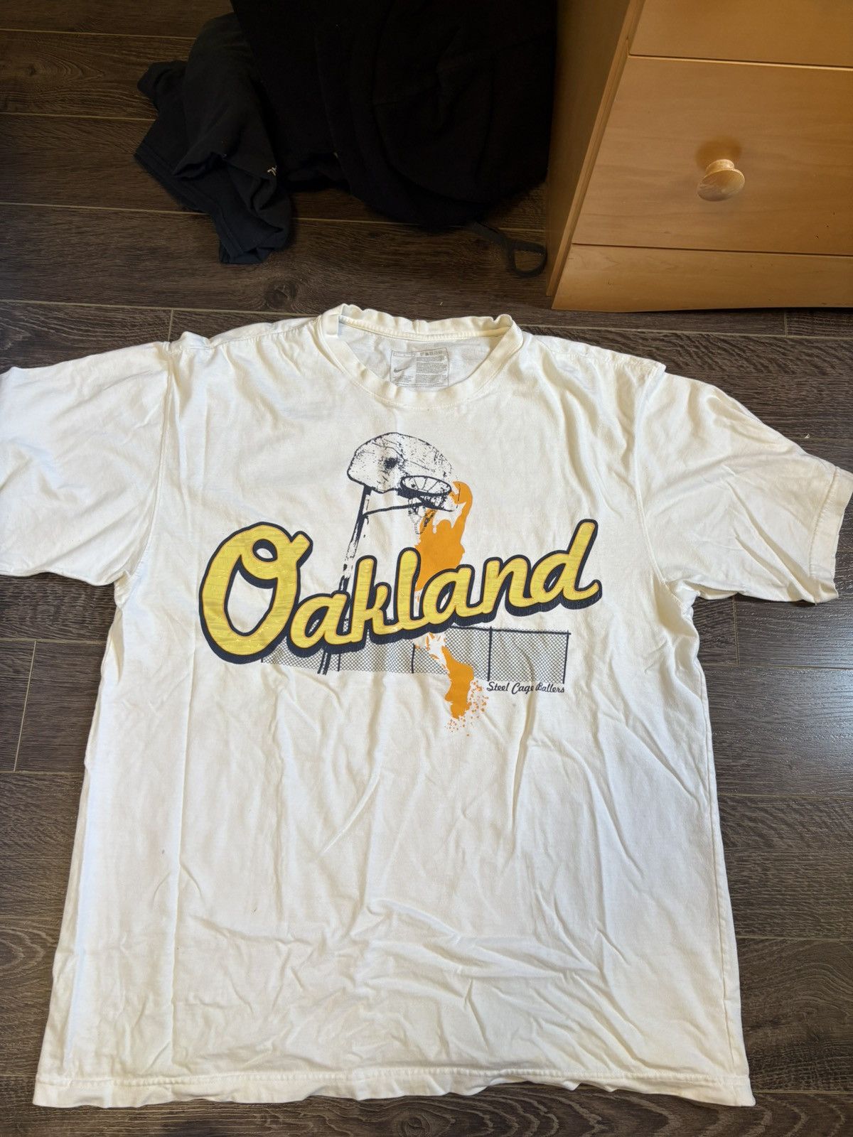 Nike Nike vintage tee Size US XL / EU 56 / 4 - 1 Thumbnail