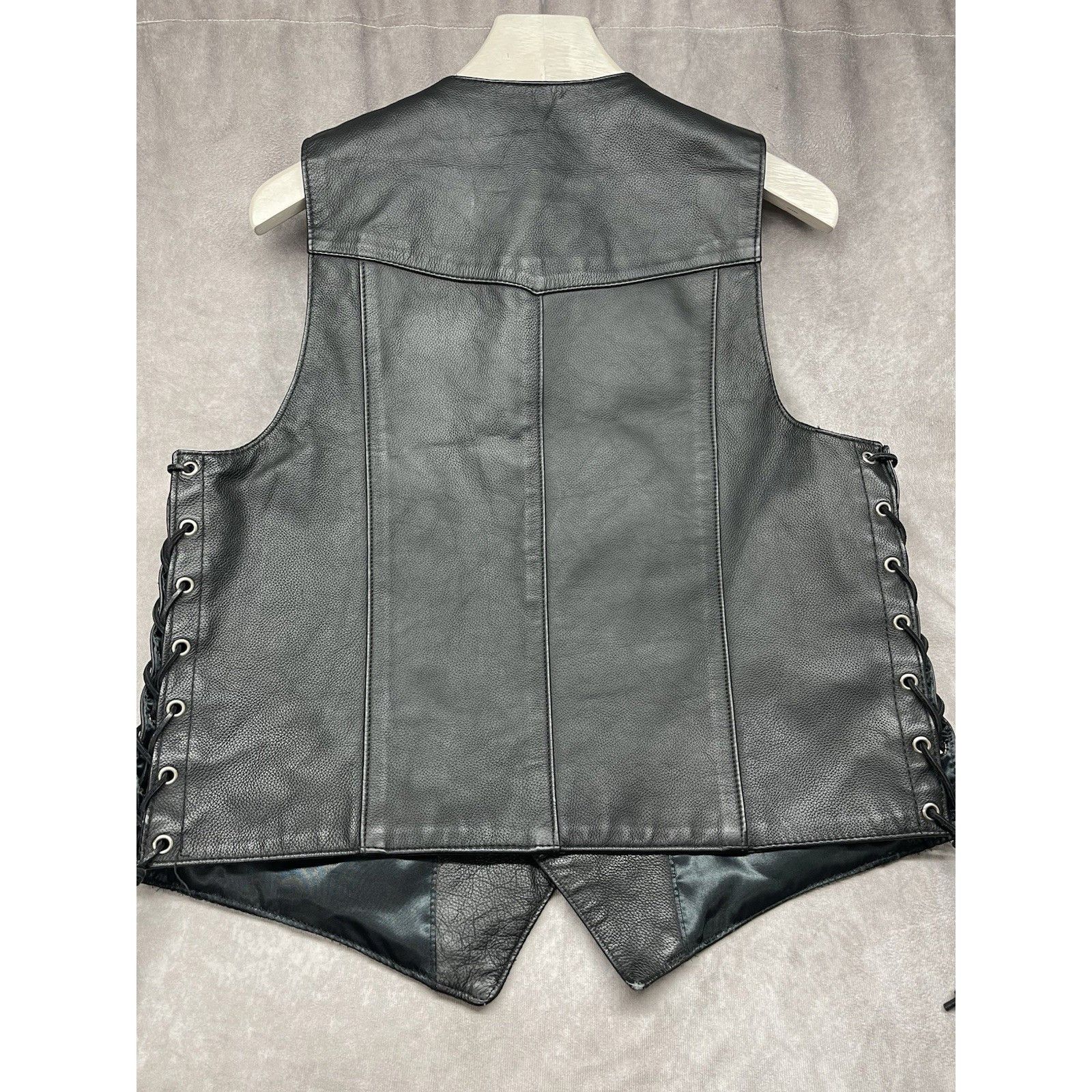 Other Vtg Park V Leather Motorcycle Vest Biker Side Lace USA Made Size US S / EU 44-46 / 1 - 5 Thumbnail
