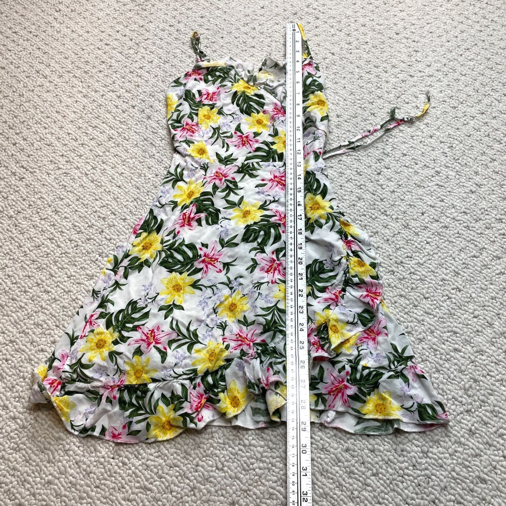 Vintage Hot Kiss Sundress White Floral Juniors S Sleeveless Midi Rayon Casual Dress Women Size S / US 4 / IT 40 - 2 Thumbnail