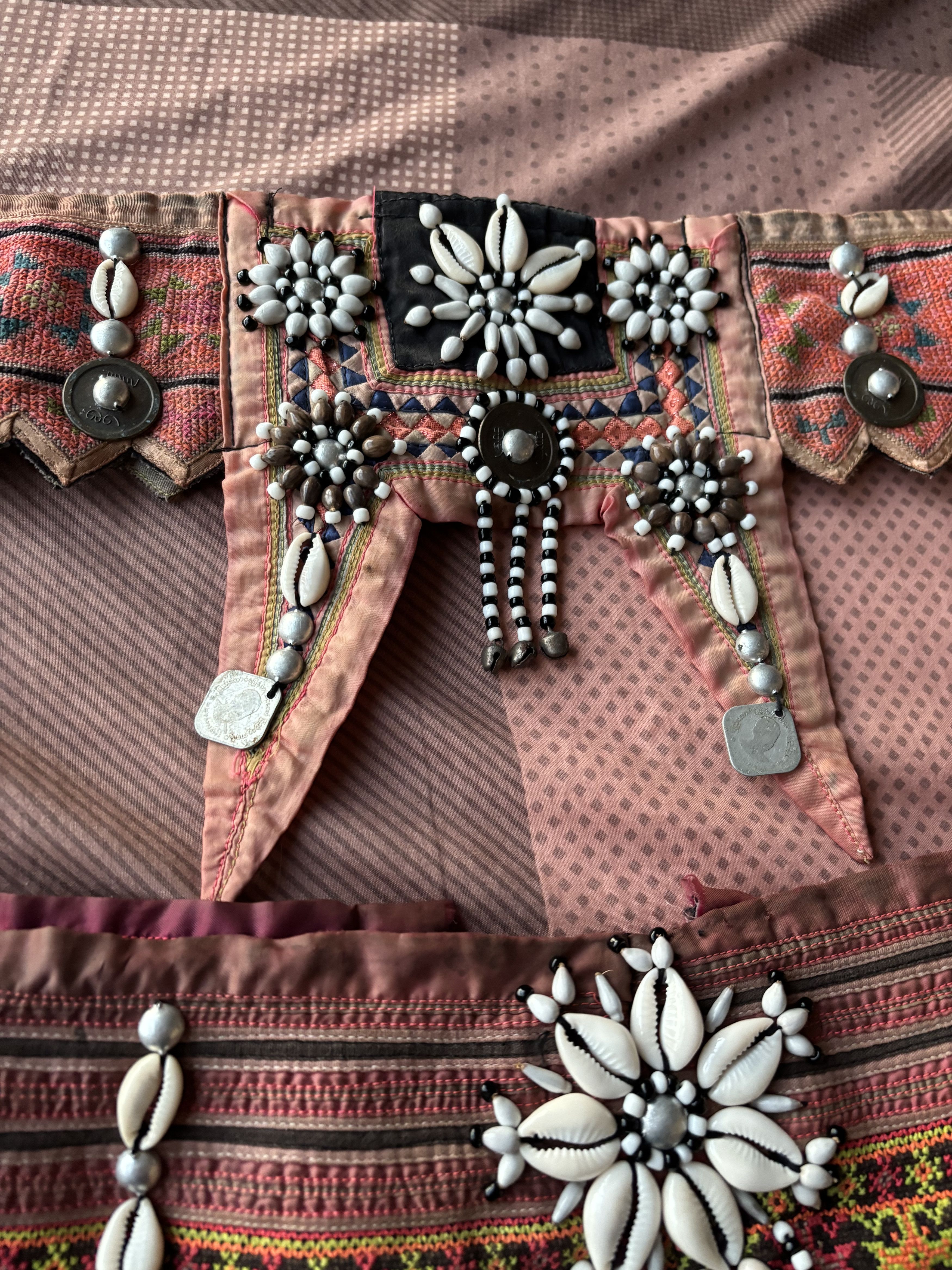 Handmade Handmade Ethnic Thai Hill Tribe Beads & Cowrie Shell Belt Size ONE SIZE - 2 Thumbnail