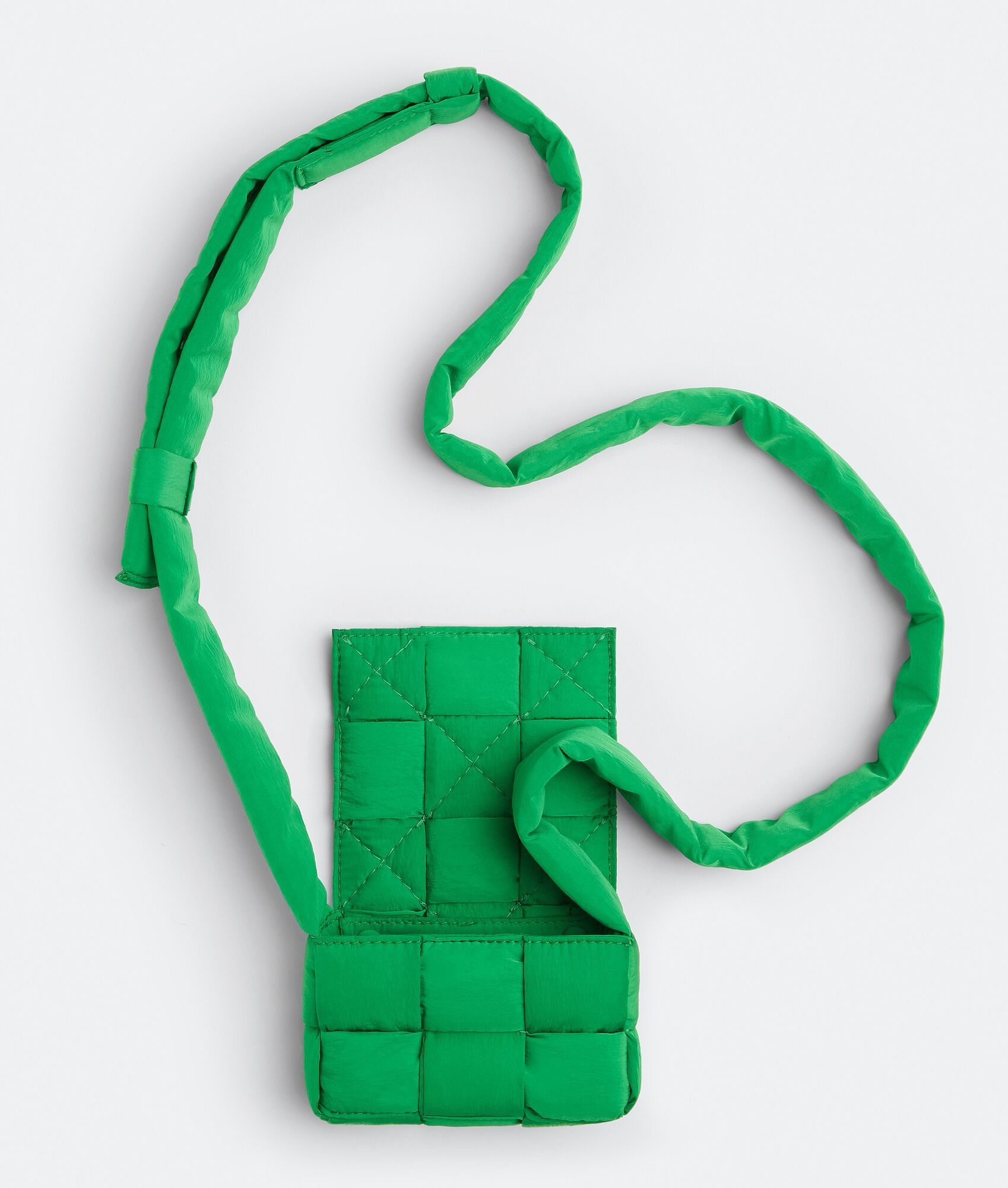 Bottega Veneta o1n1vont0225 Size:OS /Unisex Candy Padded Tech Cassette Bag Size ONE SIZE - 3 Thumbnail