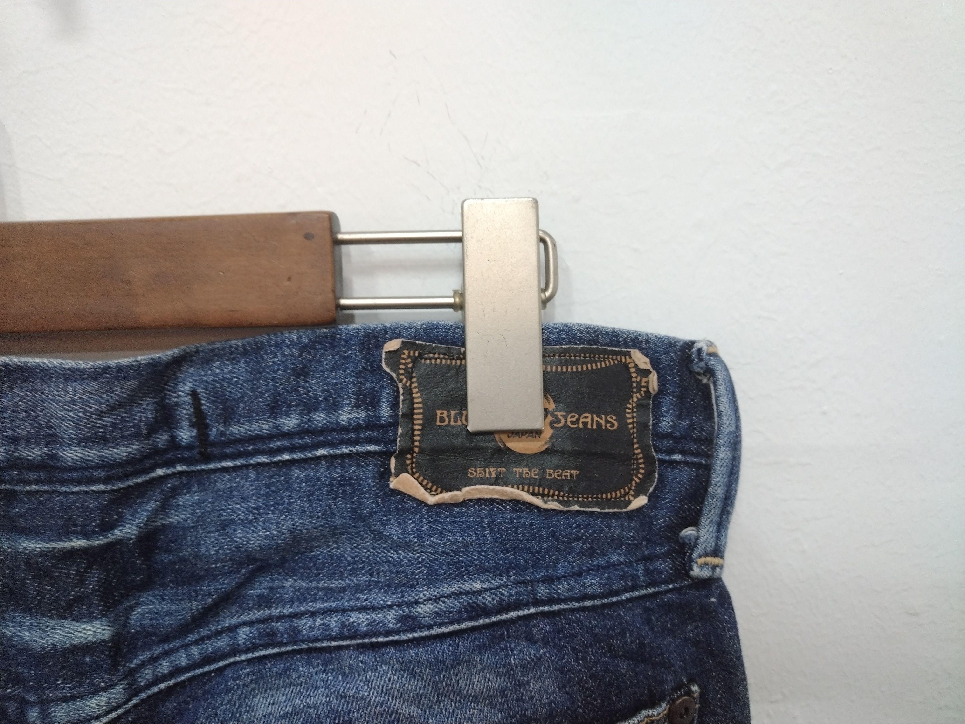 Japanese Brand Vintage BLUEWAY flared jeans nice design & character Size US 33 - 12 Thumbnail