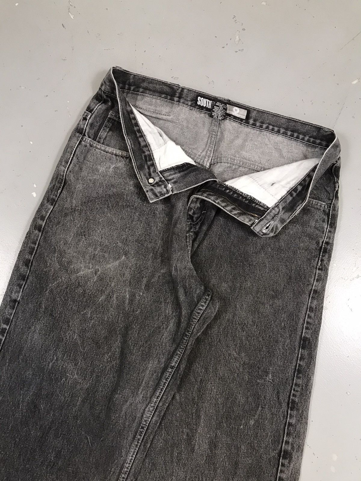 Southpole × Vintage Vintage Southpole white tab baggy fit denim Size US 33 - 7 Thumbnail