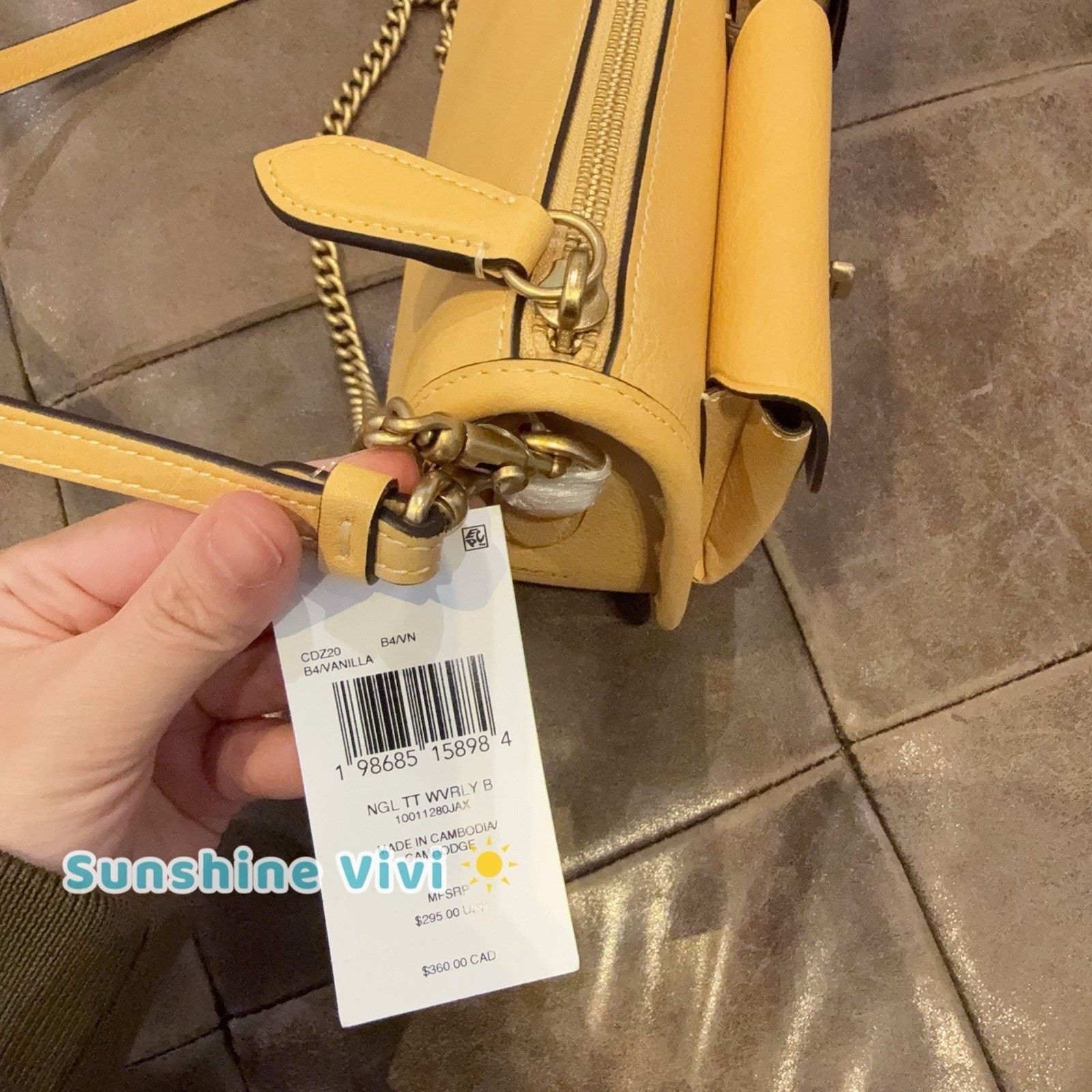 Coach NWT Coach Twin Turnlock Waverly Bag Vanilla CDZ20 Leather Size ONE SIZE - 3 Thumbnail