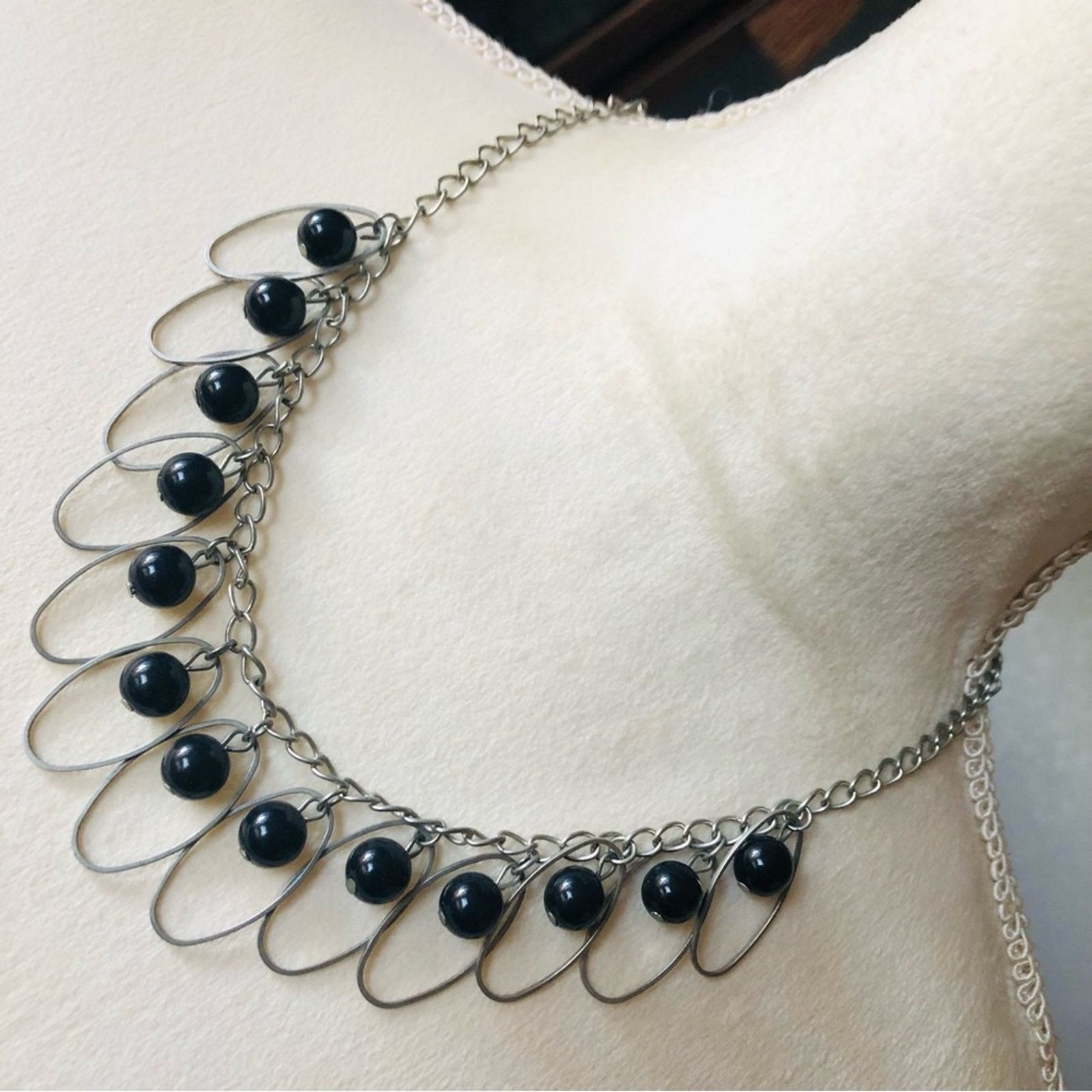 Jewelry Oval matte silver tone disc simulated black pearl necklace Size ONE SIZE - 1 Thumbnail