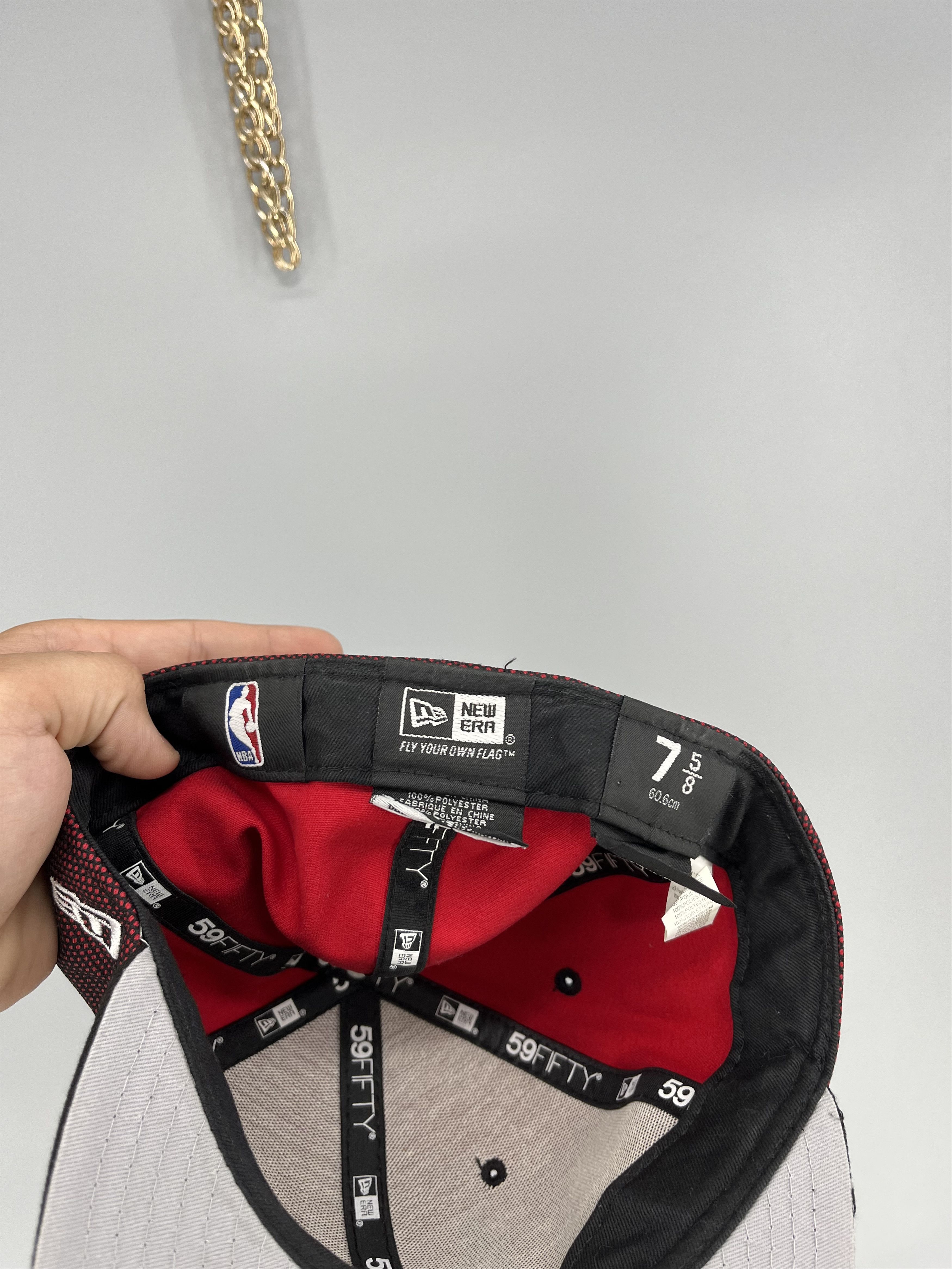 NBA Vintage New Era Chicago Bulls NBA Black Fitted Hat Size ONE SIZE - 5 Thumbnail
