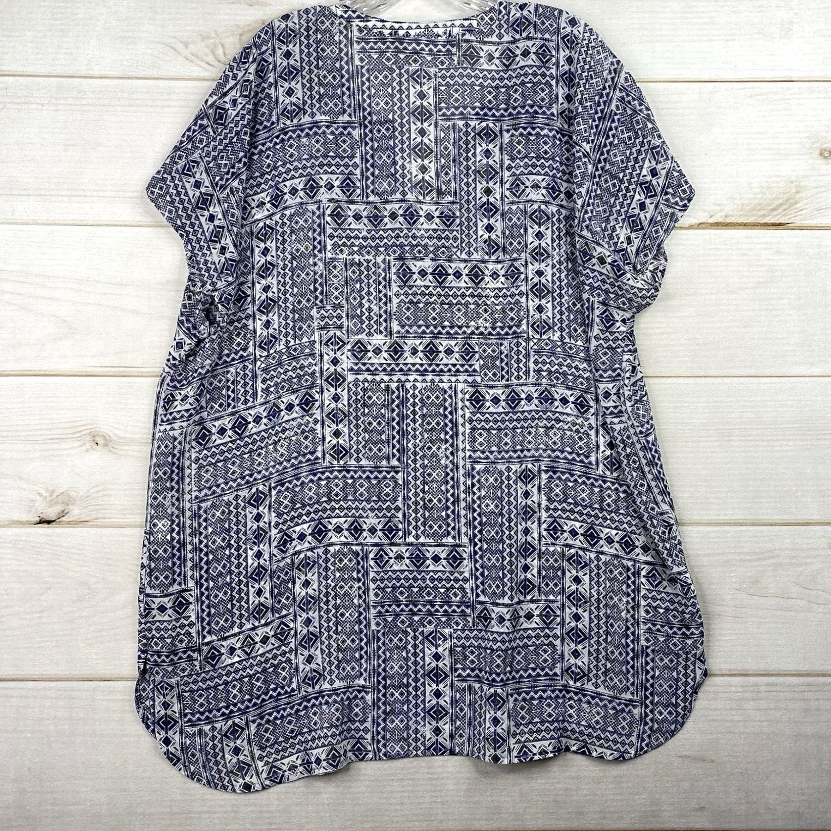 J. Jill J. Jill Top Women XL Blue Geometric Sheer Tunic Cap Sleeve V Neck Lightweight Shirt Adults Womens Size XL / US 12-14 / IT 48-50 - 7 Thumbnail
