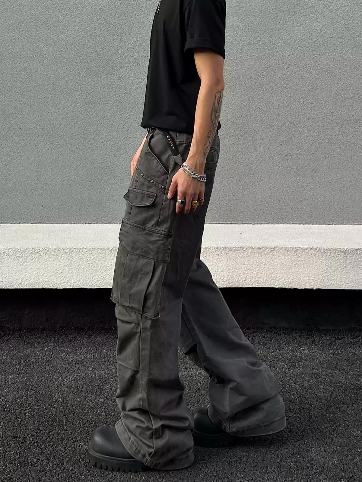 Japanese Brand Multi Pocket Cargo Pants Size US 32 / EU 48 - 2 Thumbnail