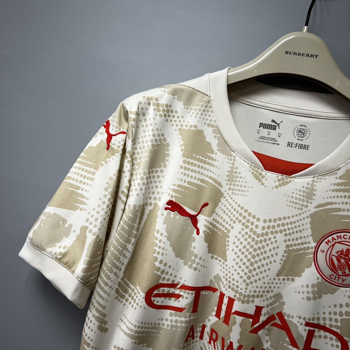 Puma Manchester City Puma Soccer Jersey 2024 y2k rare Size US M / EU 48-50 / 2 - 12 Thumbnail