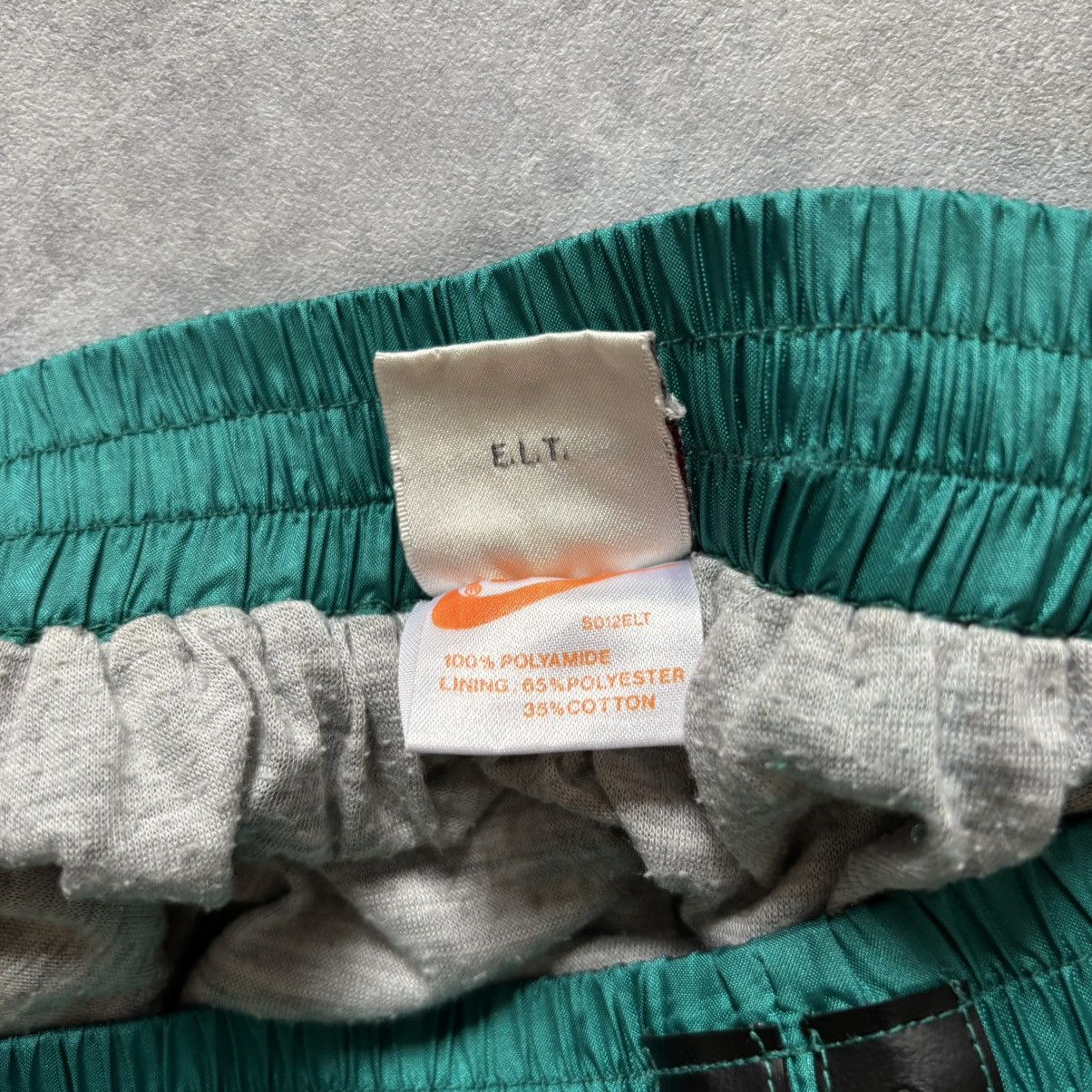 Nike × Vintage Nike vintage shorts Size US 38 / EU 54 - 7 Thumbnail