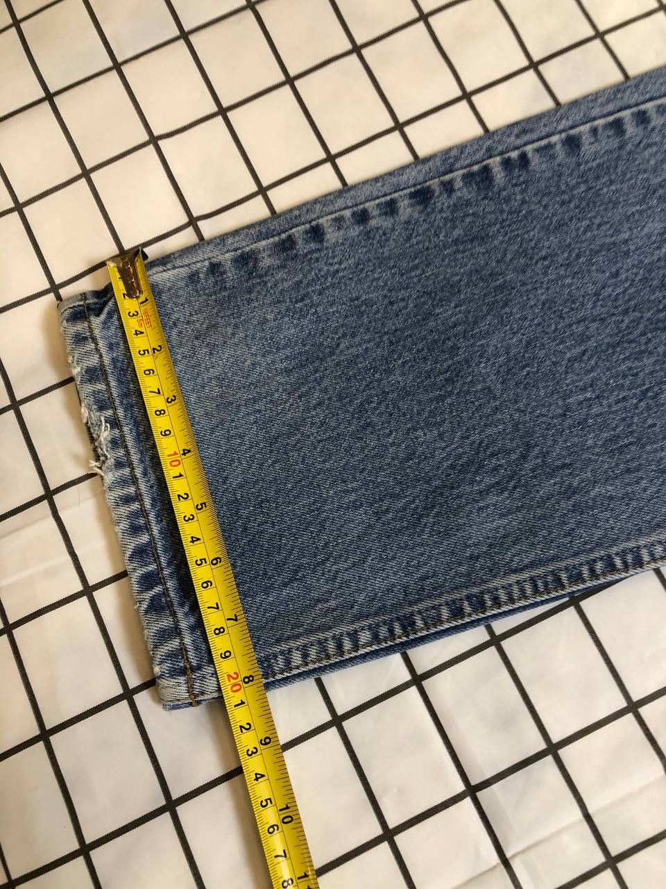 Levi's Vintage 615 Levi's Relaxed Jeans Light Wash Denim Pocket Size US 40 / EU 56 - 4 Thumbnail