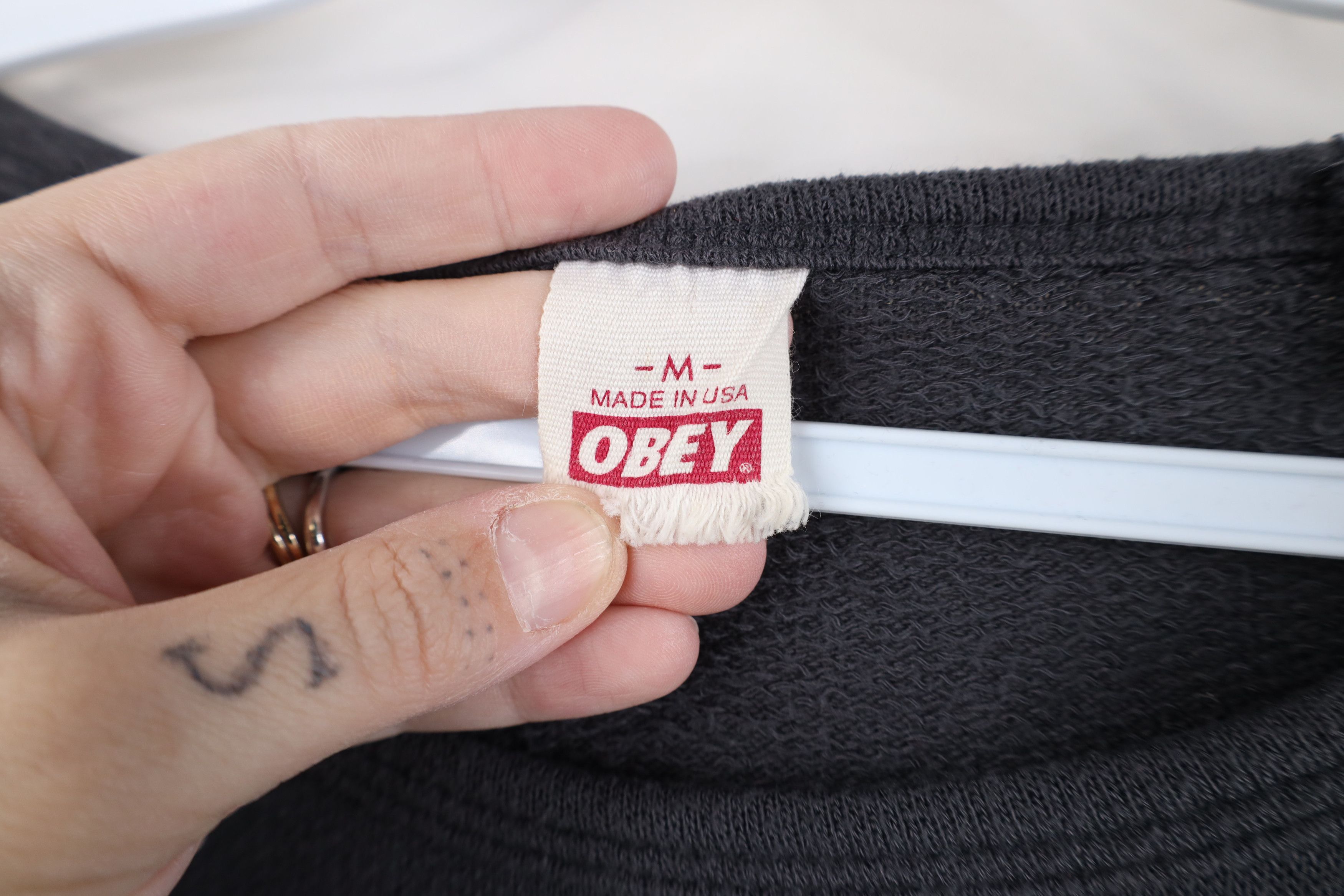 Obey Vintage Obey Propaganda Land French Terry Sweatshirt USA Size M / US 6-8 / IT 42-44 - 7 Thumbnail