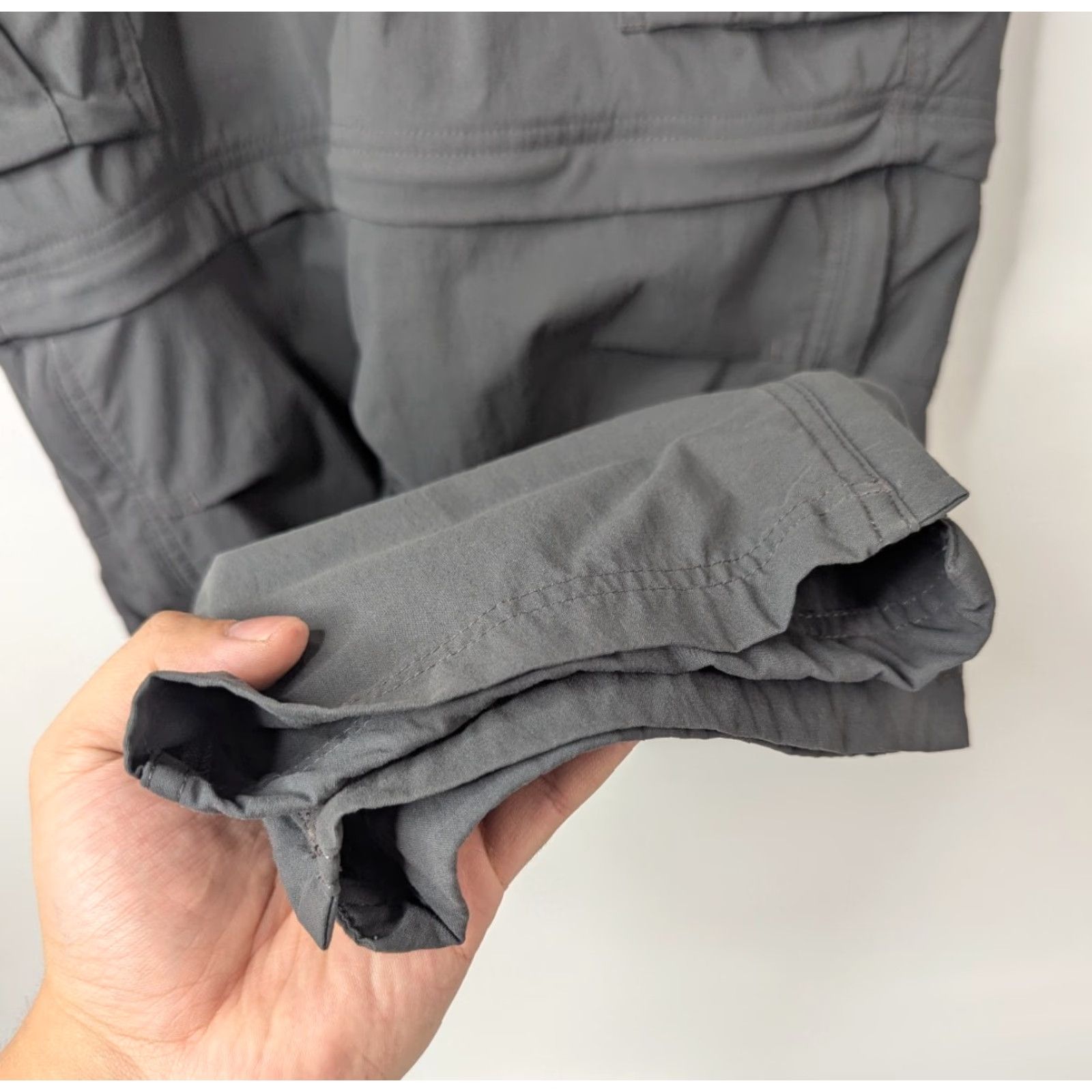 Vintage REI Co-Op Grey Convertible Hiking Pants Performance Cargo Active Mens Size 38x30 Size US 38 / EU 54 - 3 Thumbnail